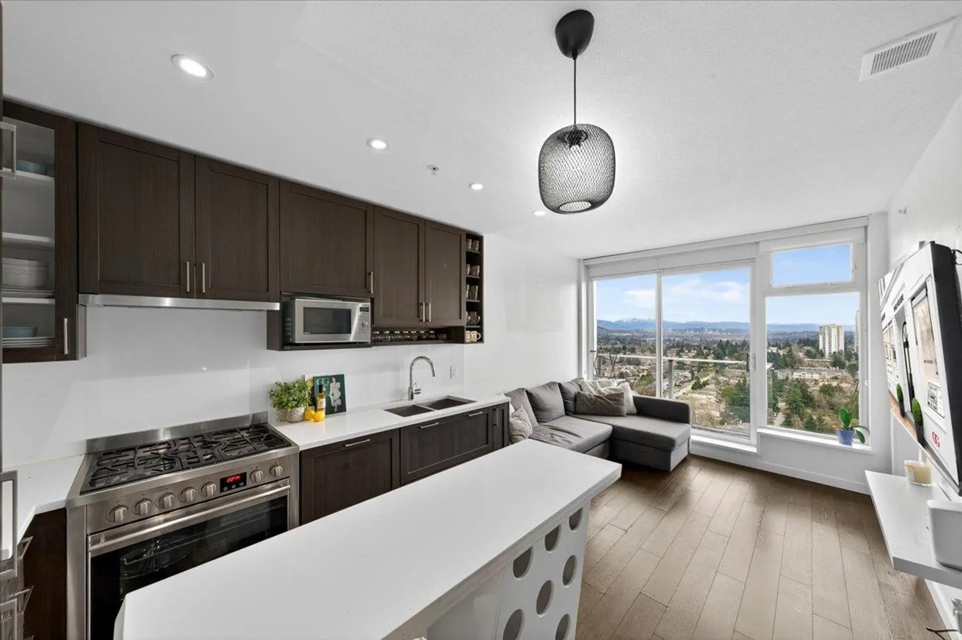 Property at #3006 5515 Boundary Road, Vancouver, BC