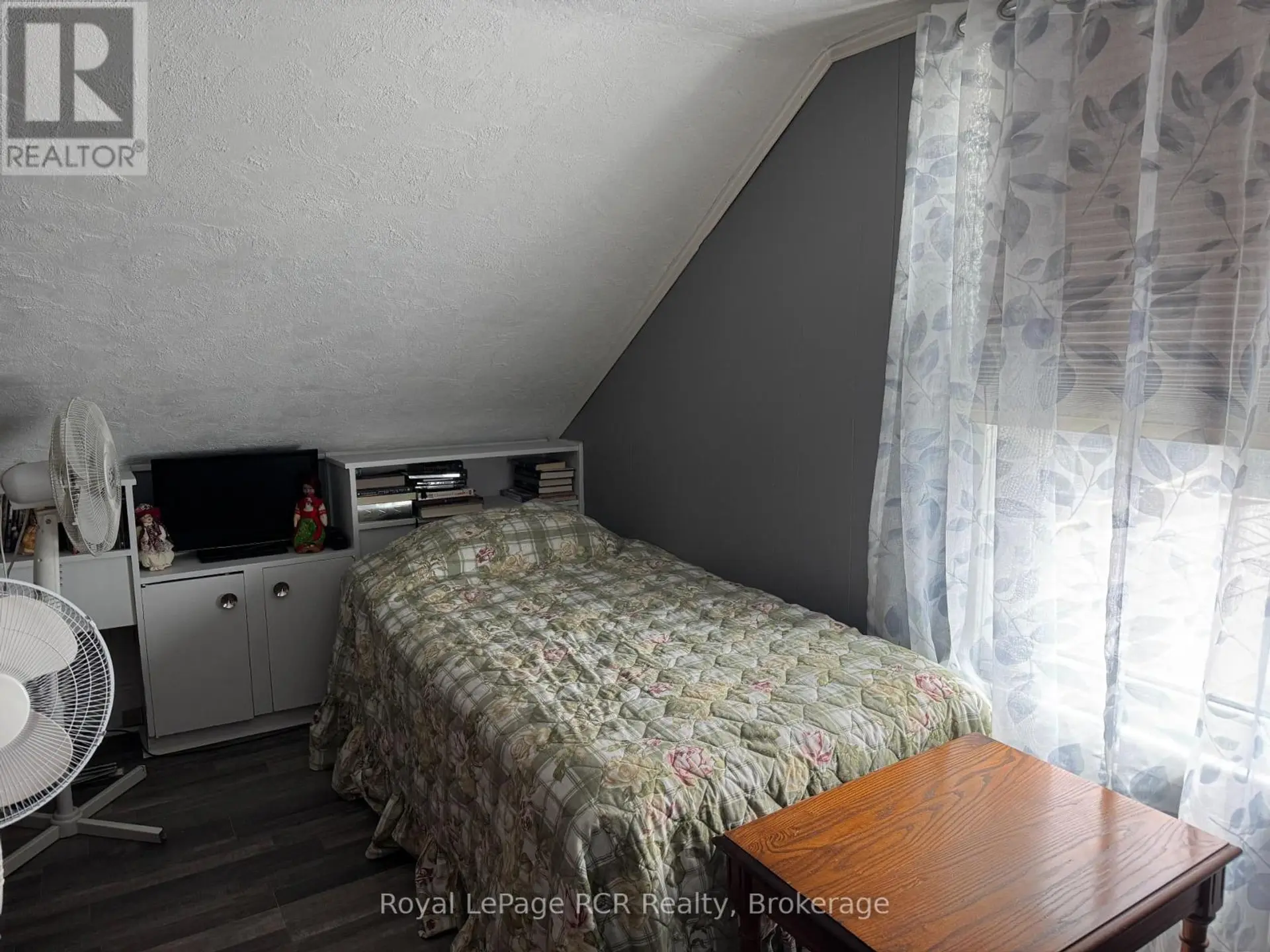 381 14TH STREET W - Image 8