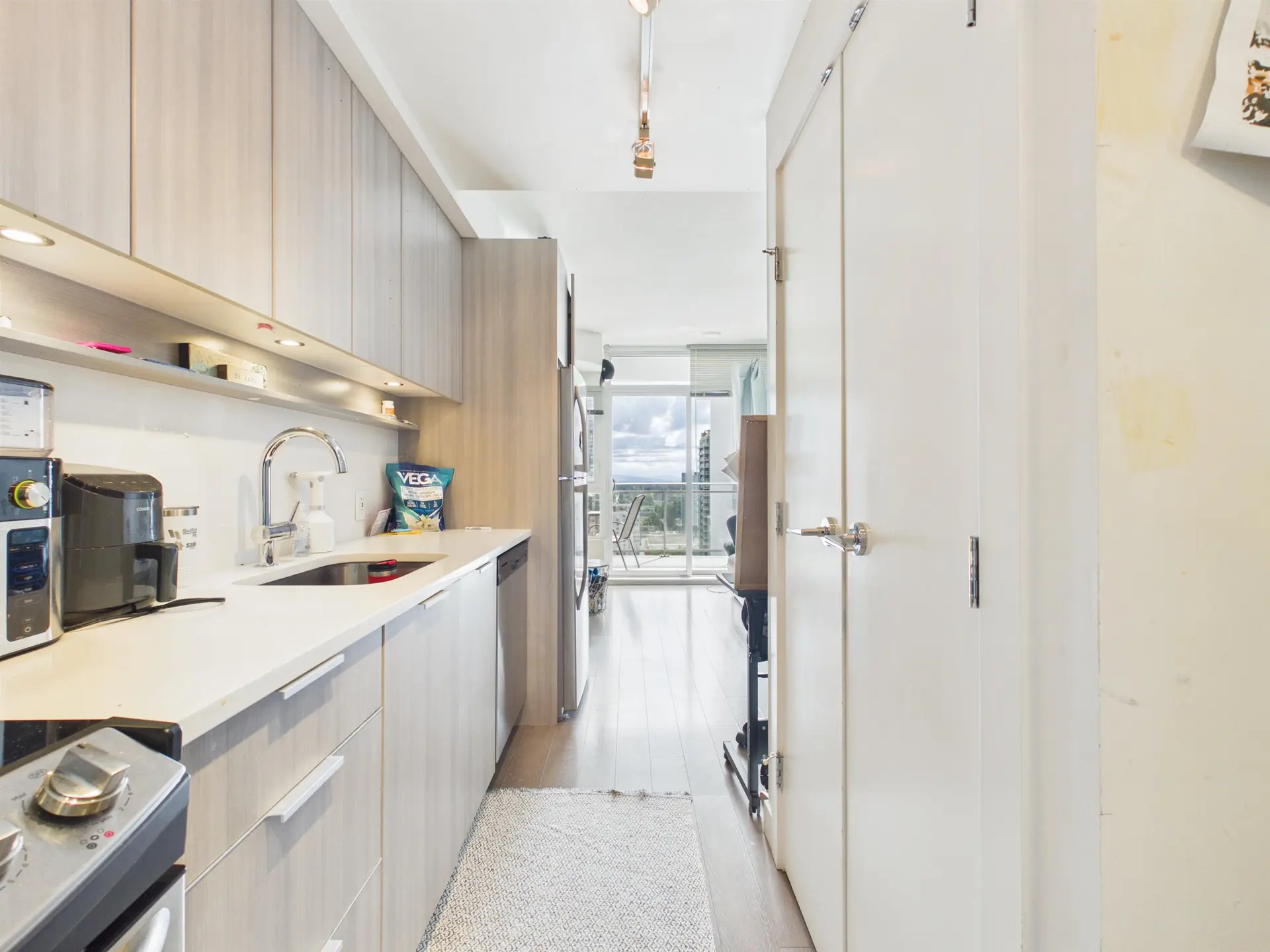 #2811 13308 Central Avenue - Image 4
