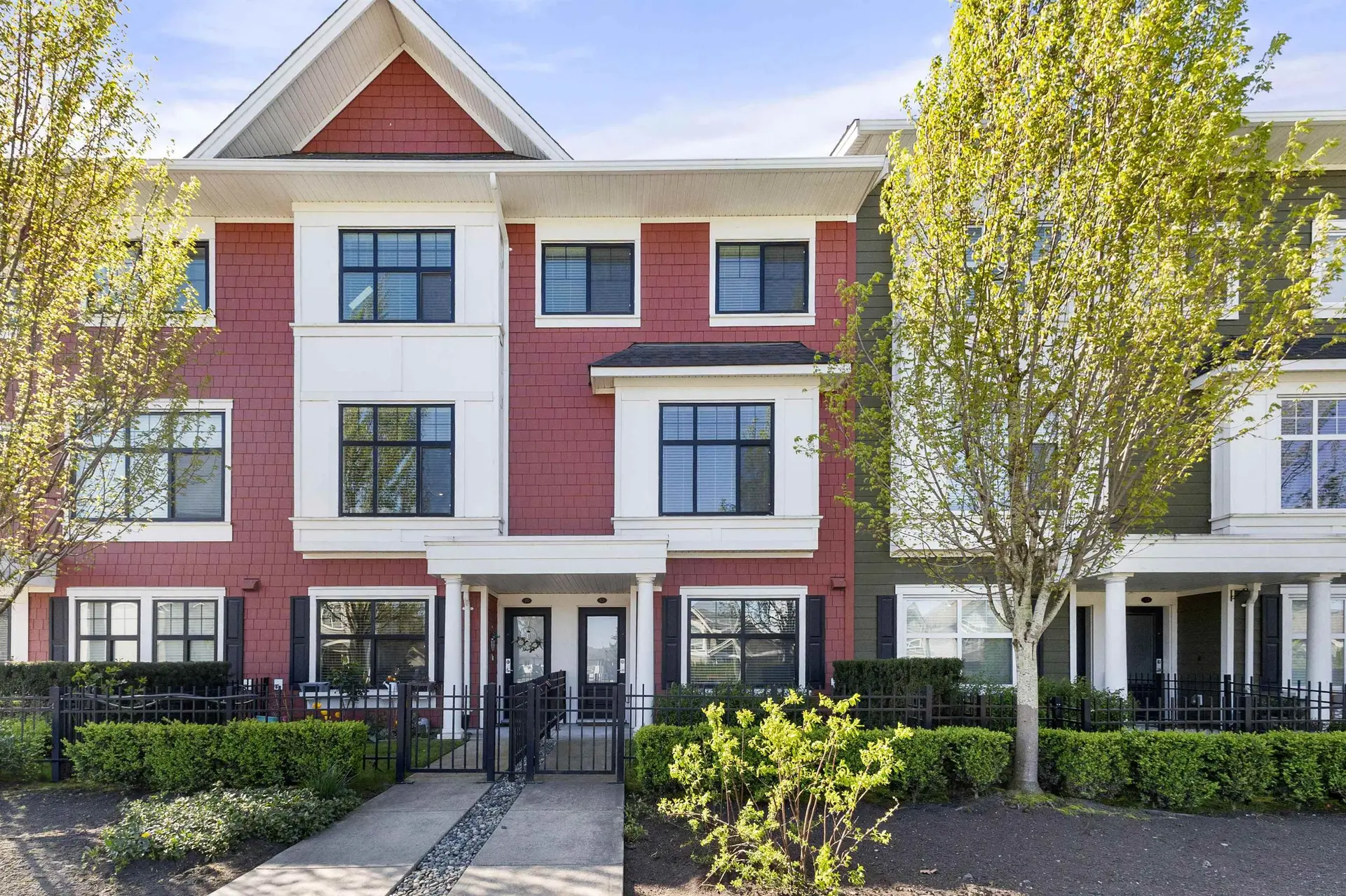 Property at #11 27735 Roundhouse Drive, Abbotsford, BC