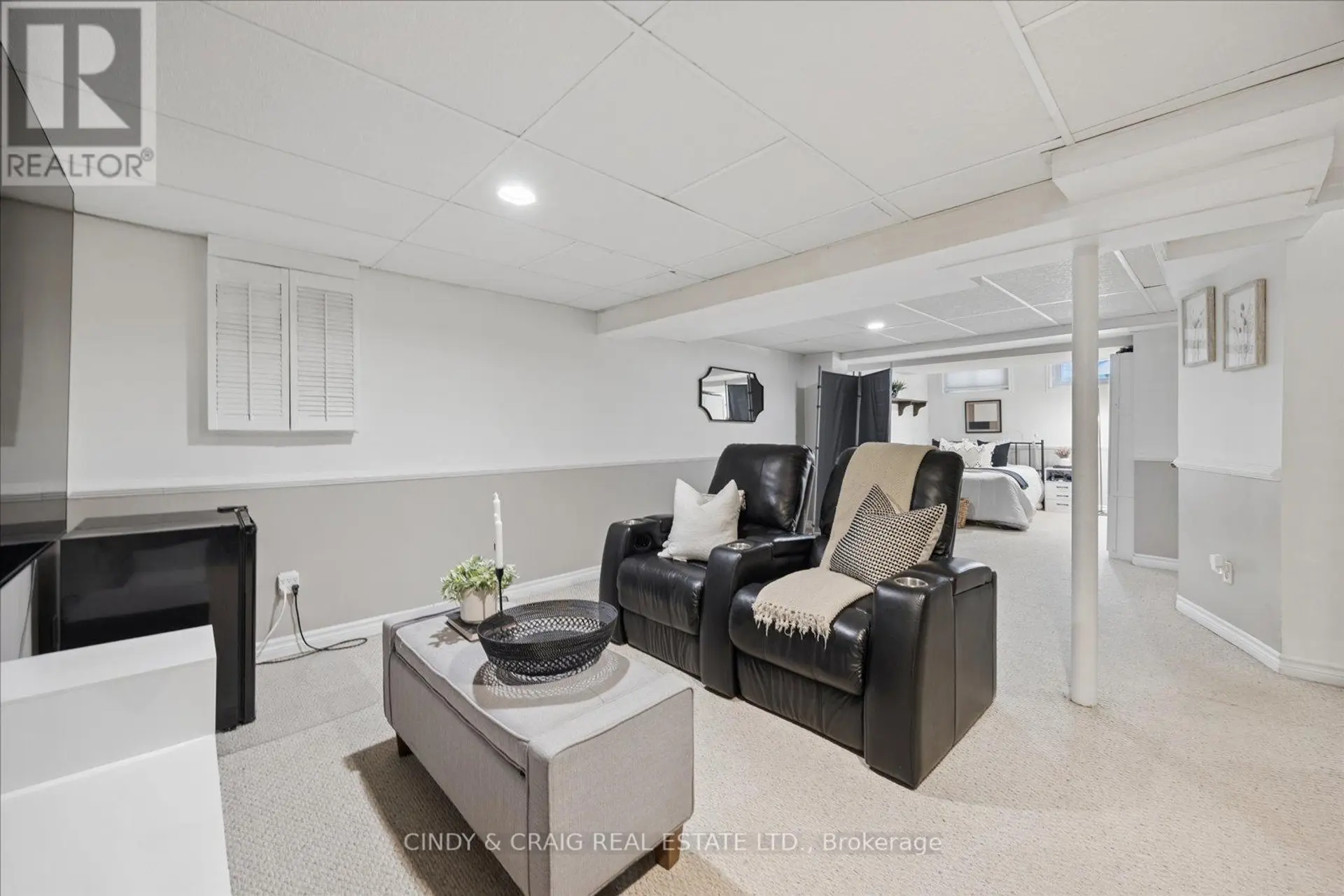 31 HILLHURST CRESCENT - Image 16