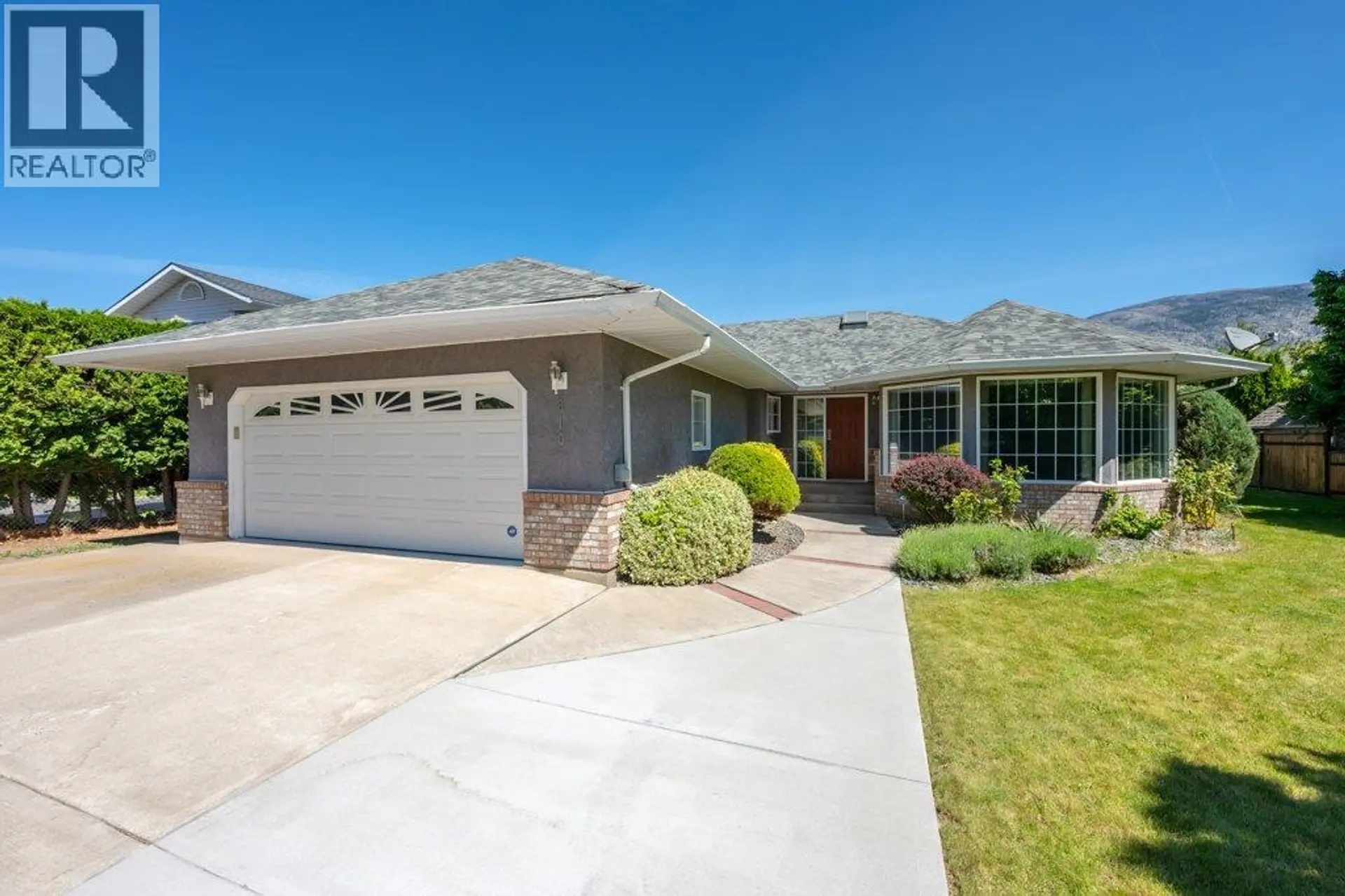 Property at 810 Merlot Avenue, Oliver, BC