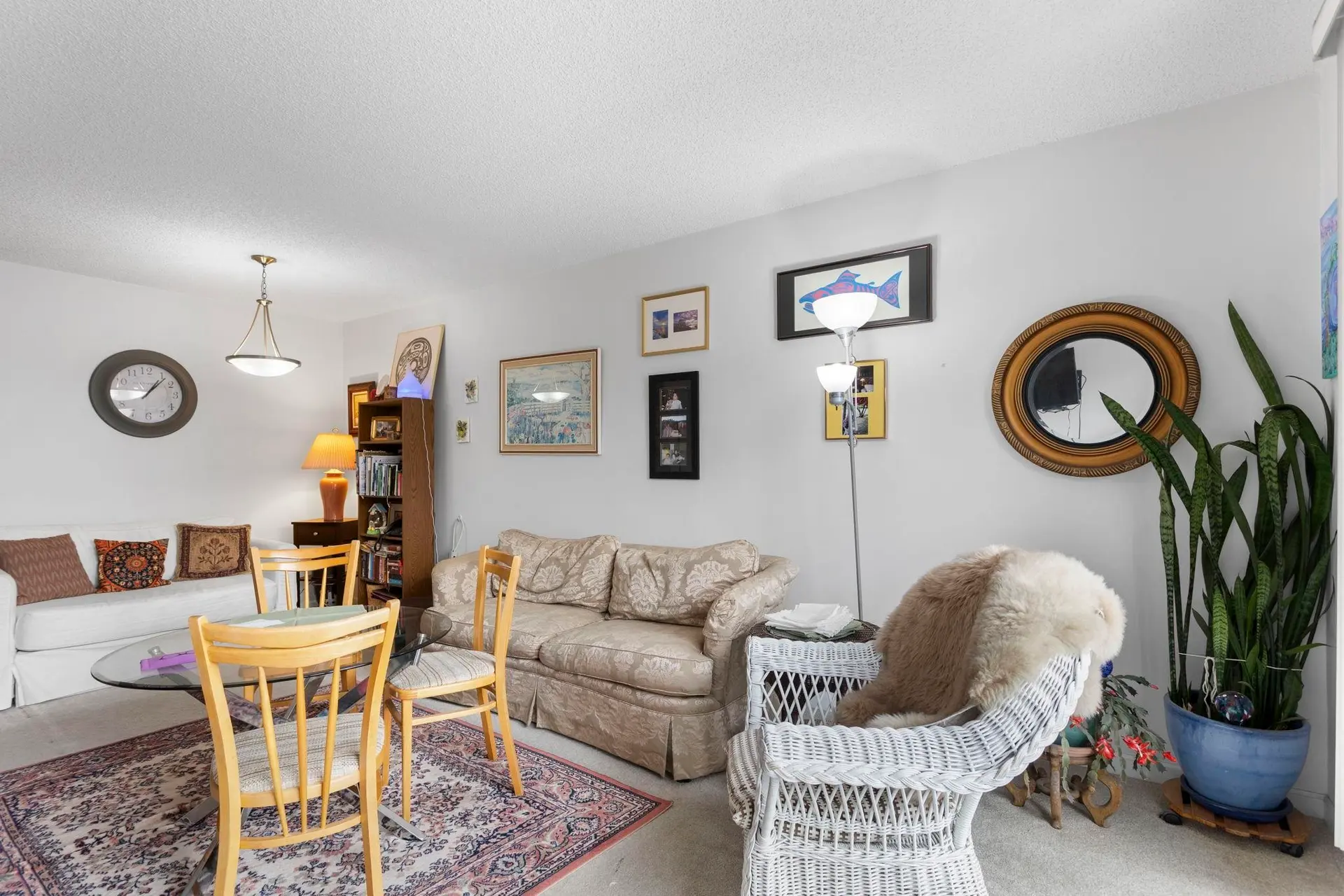 #403 2119 Bellevue Avenue - Image 6