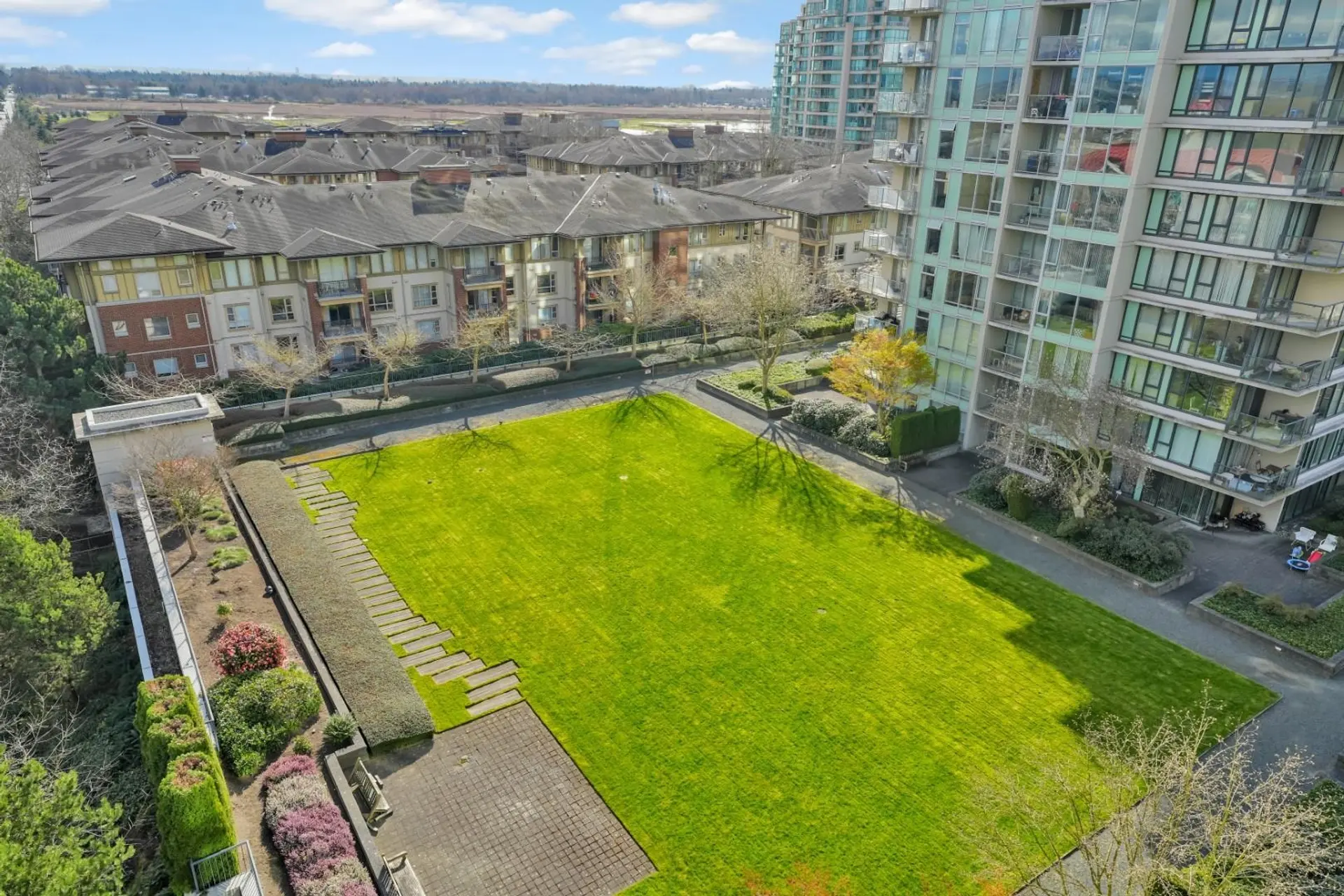 #1103 5028 Kwantlen Street - Image 2