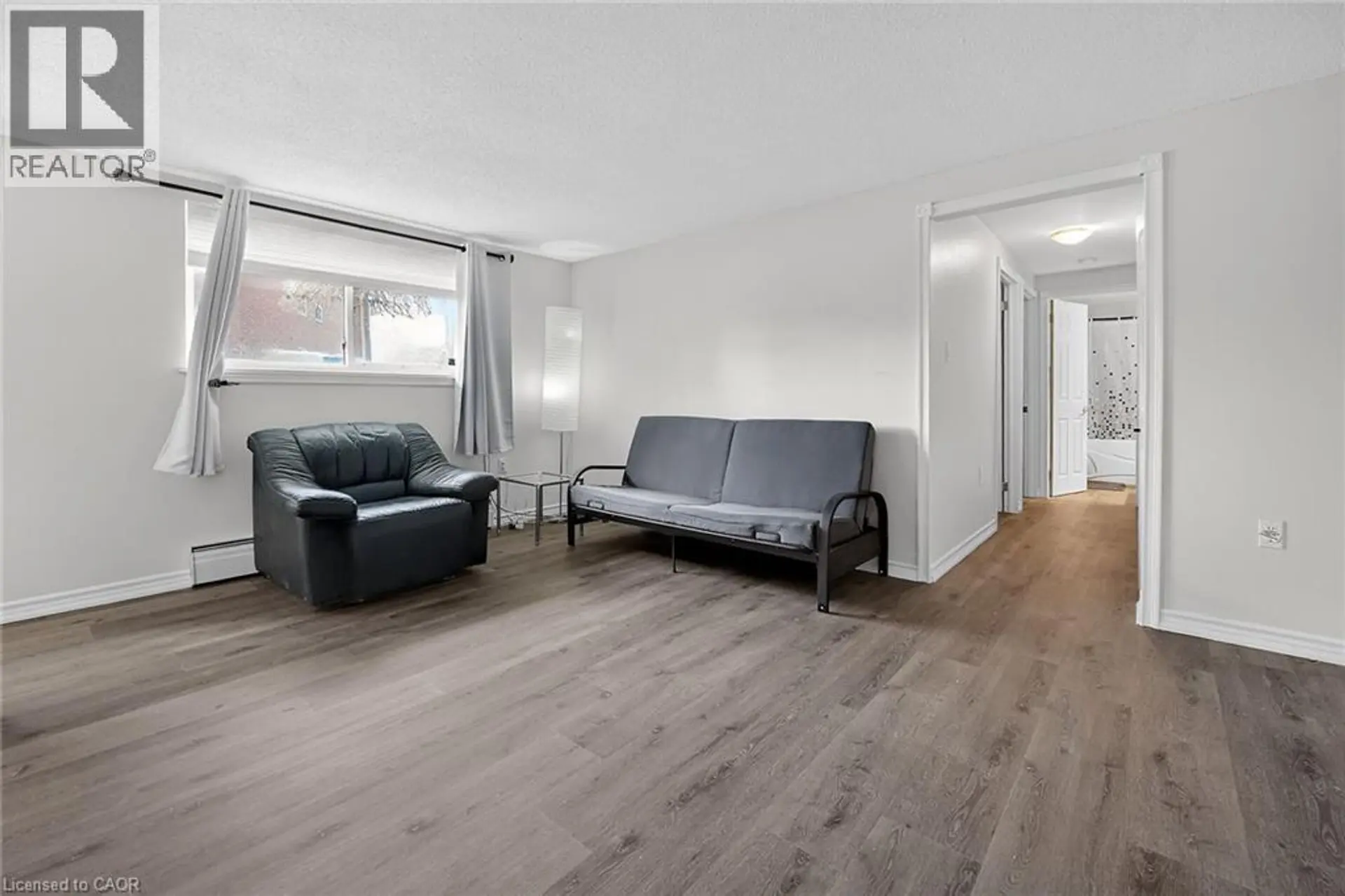 #1 37 CONROY Crescent - Image 5