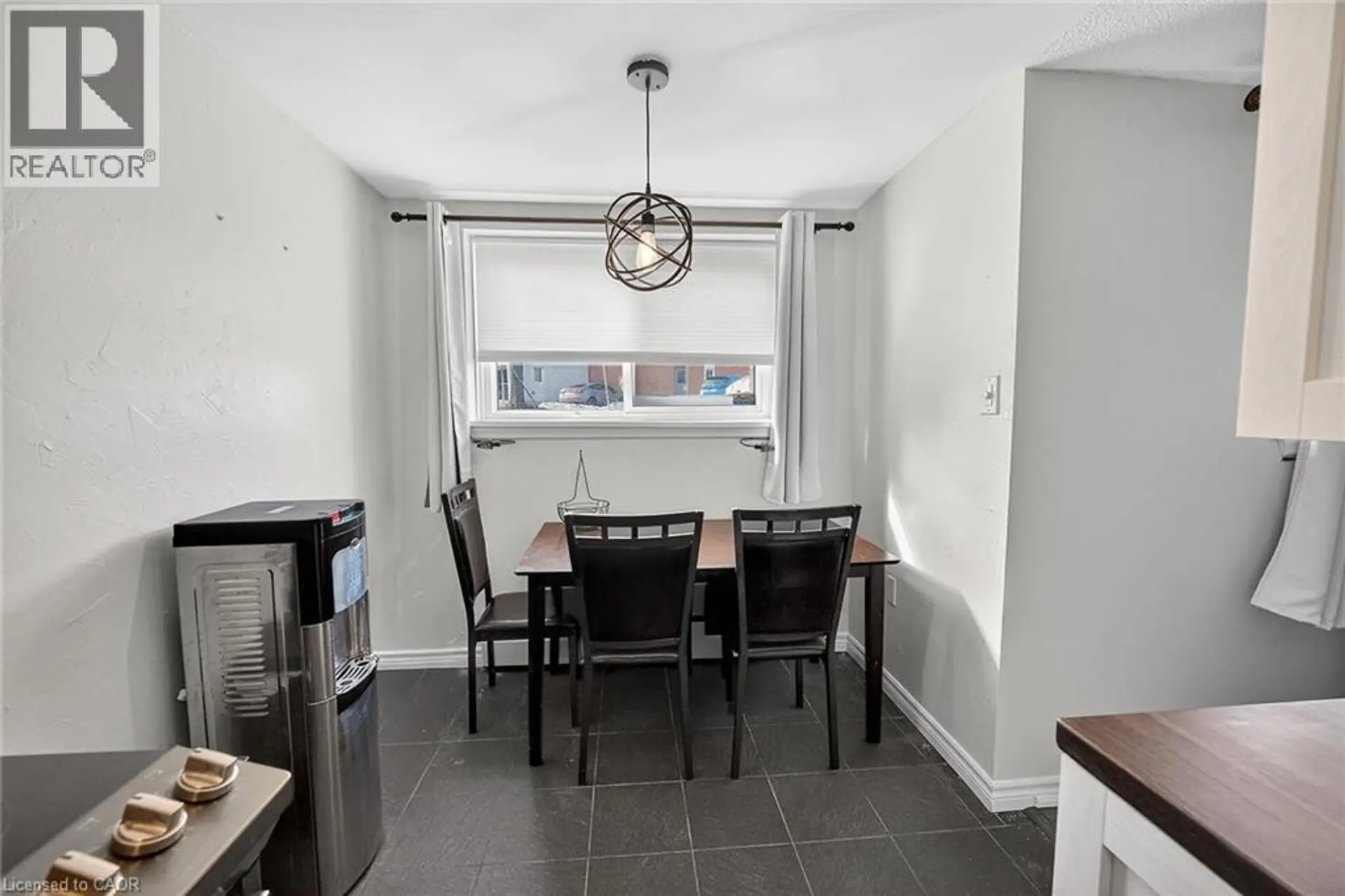 #1 37 CONROY Crescent - Image 9