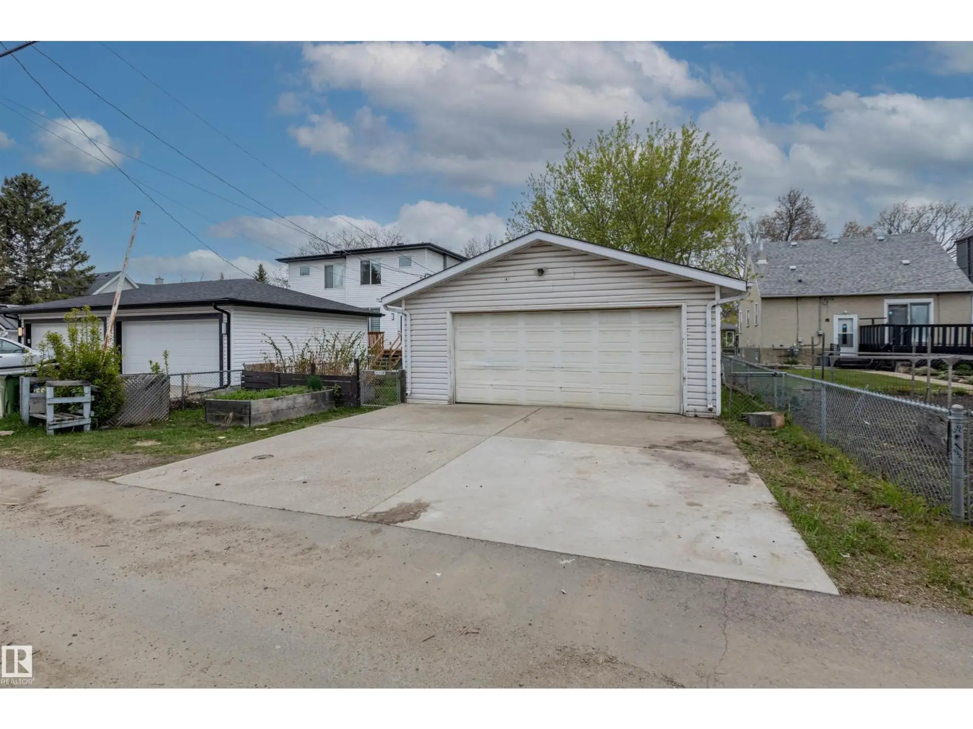 8331 81 AV NW - Image 14