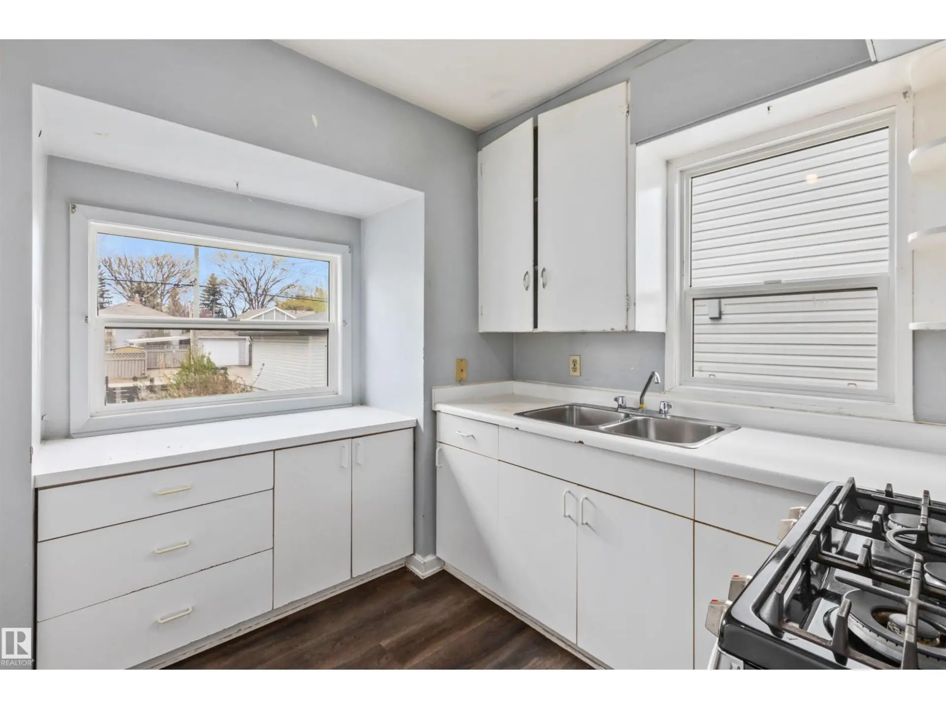 8331 81 AV NW - Image 6