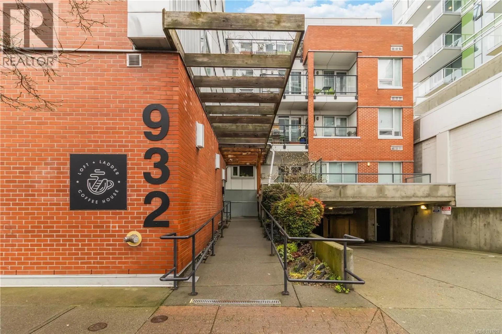 Property at #301 932 Johnson St, Victoria, BC