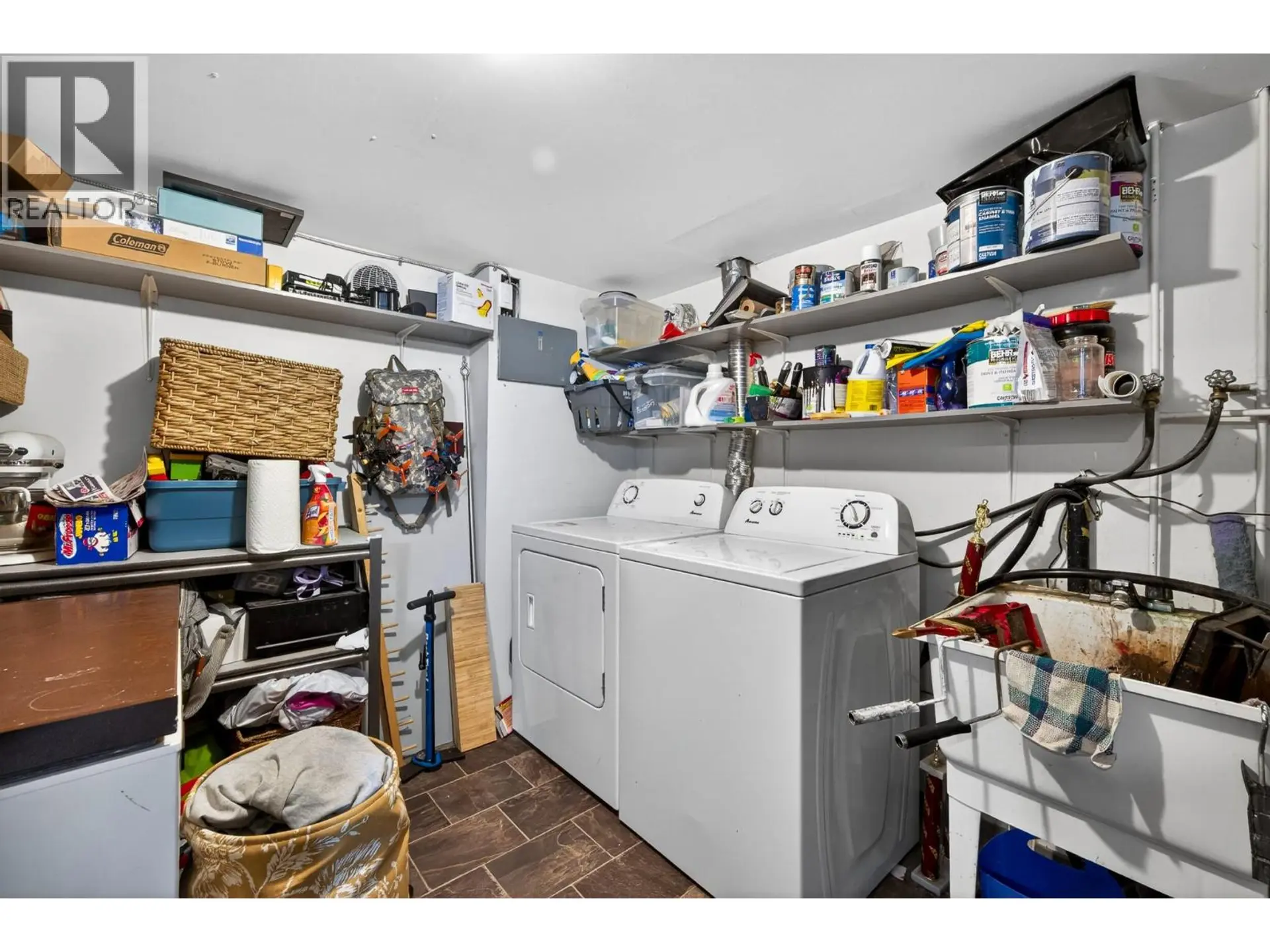#9 250 Pemberton Terrace - Image 17