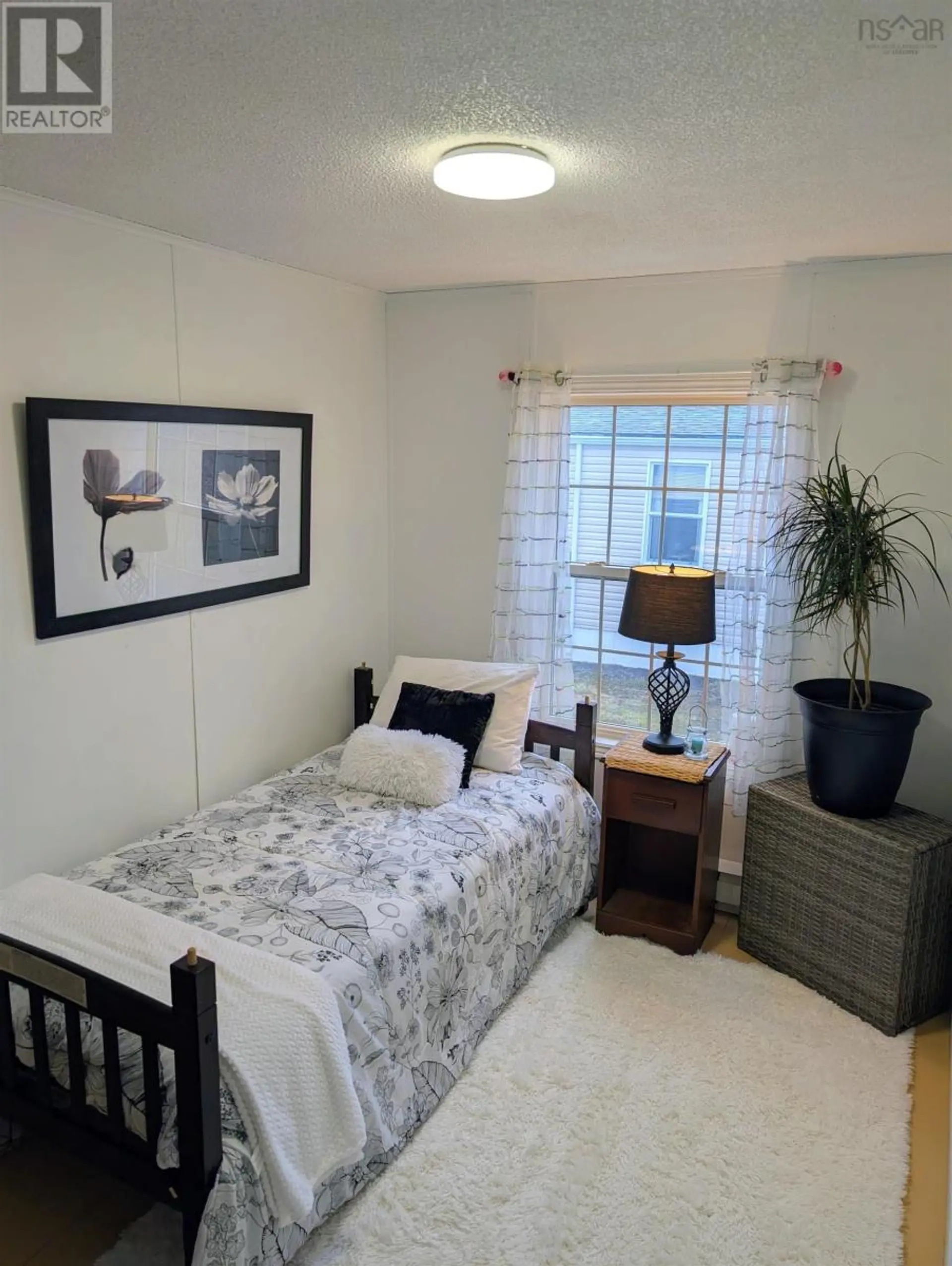 8 Summer Crescent - Image 11