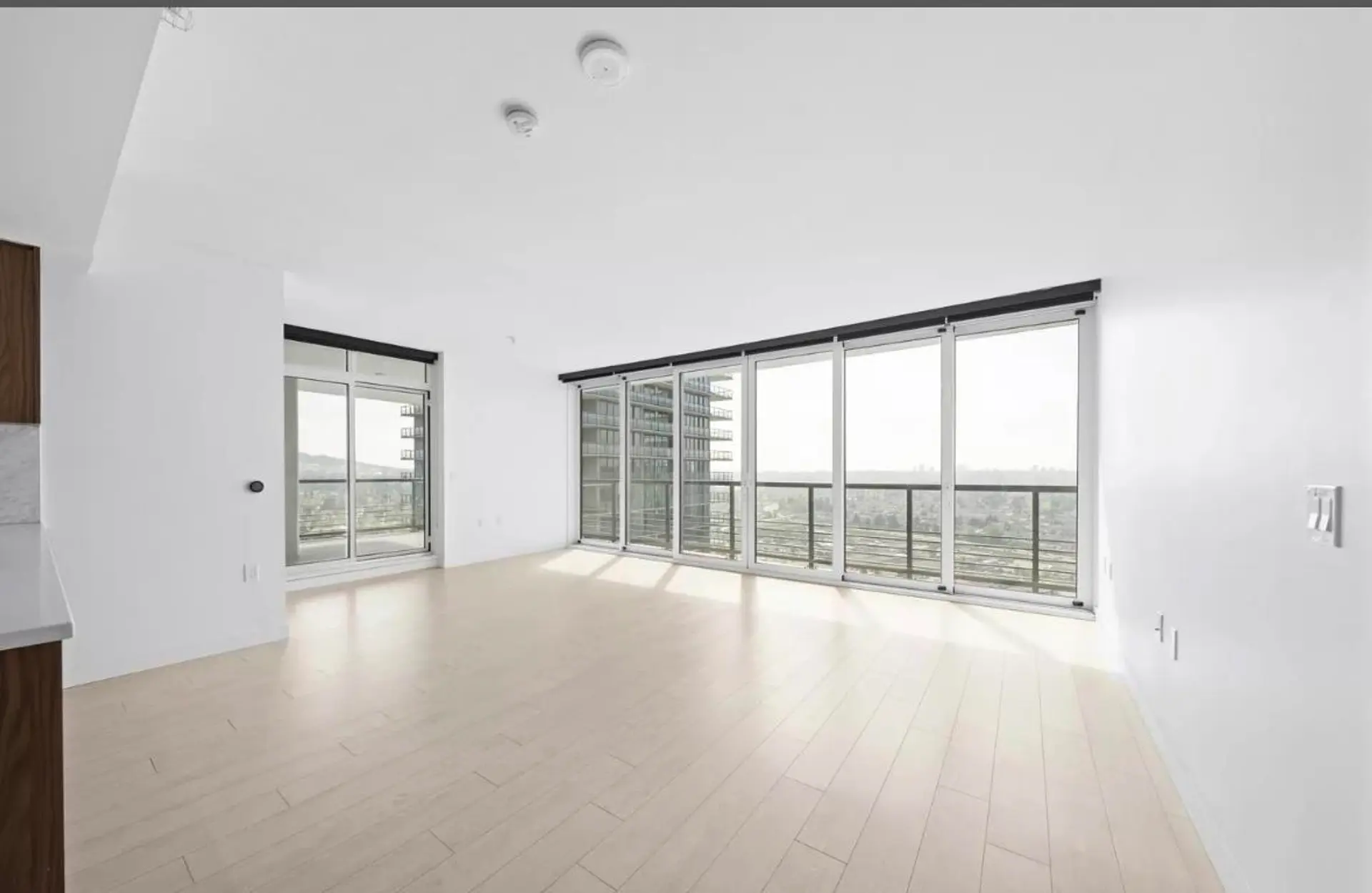 #3807 4720 Lougheed Highway - Image 3