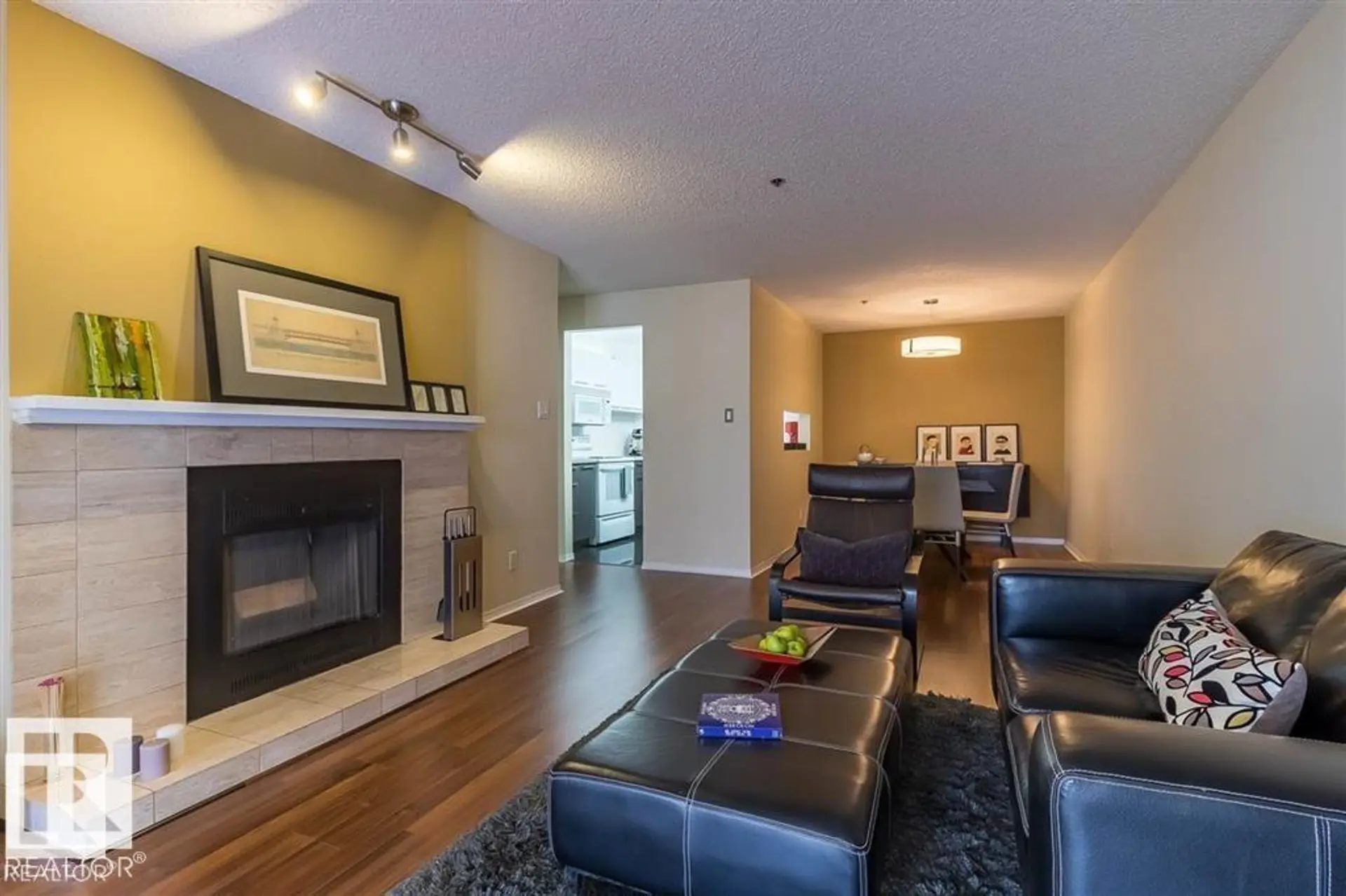 #207 10171 119 ST NW - Image 2