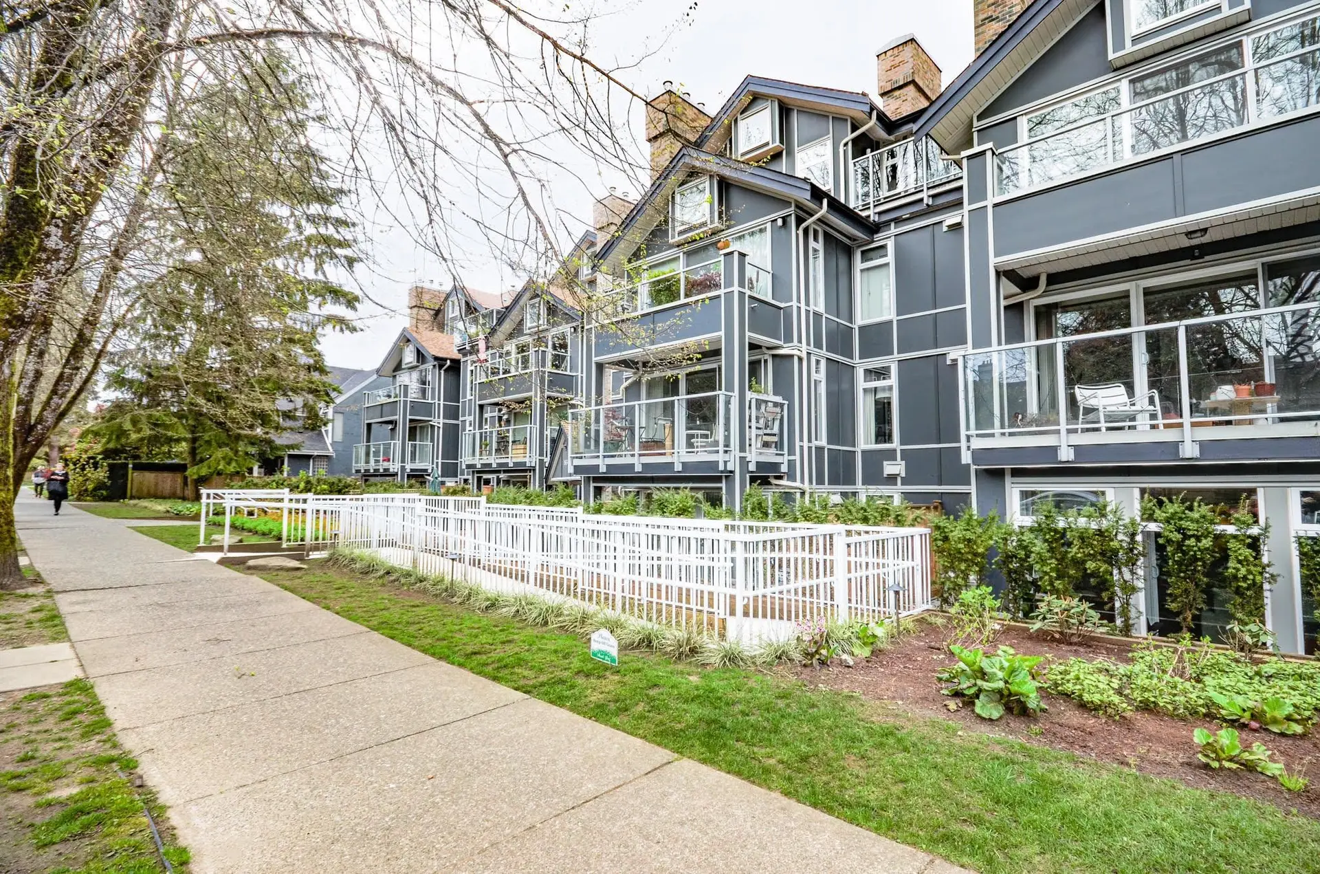 Property at #203 865 W 15th Avenue, Vancouver, BC