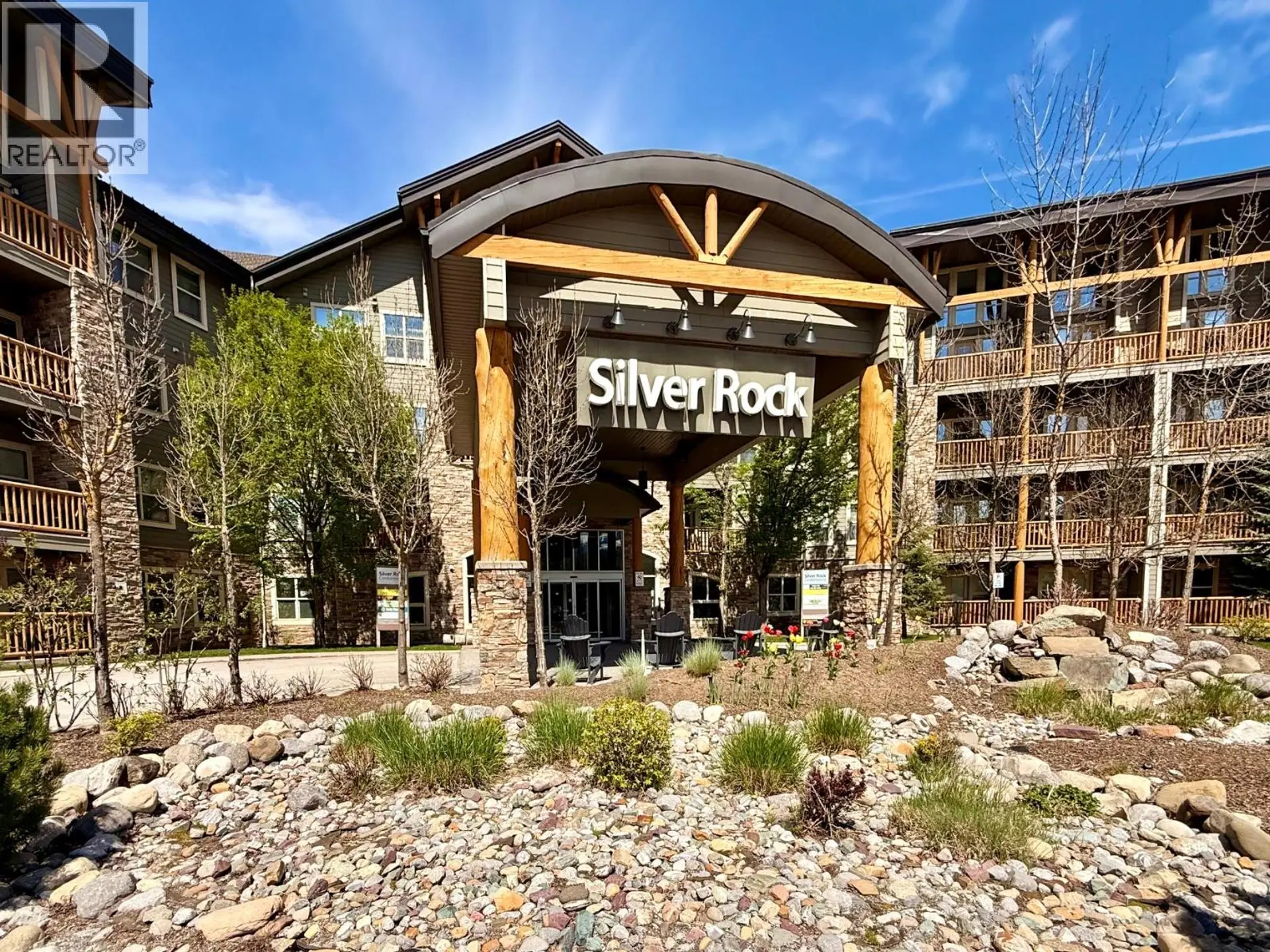 Property at #425 1500 MCDONALD Avenue, Fernie, BC