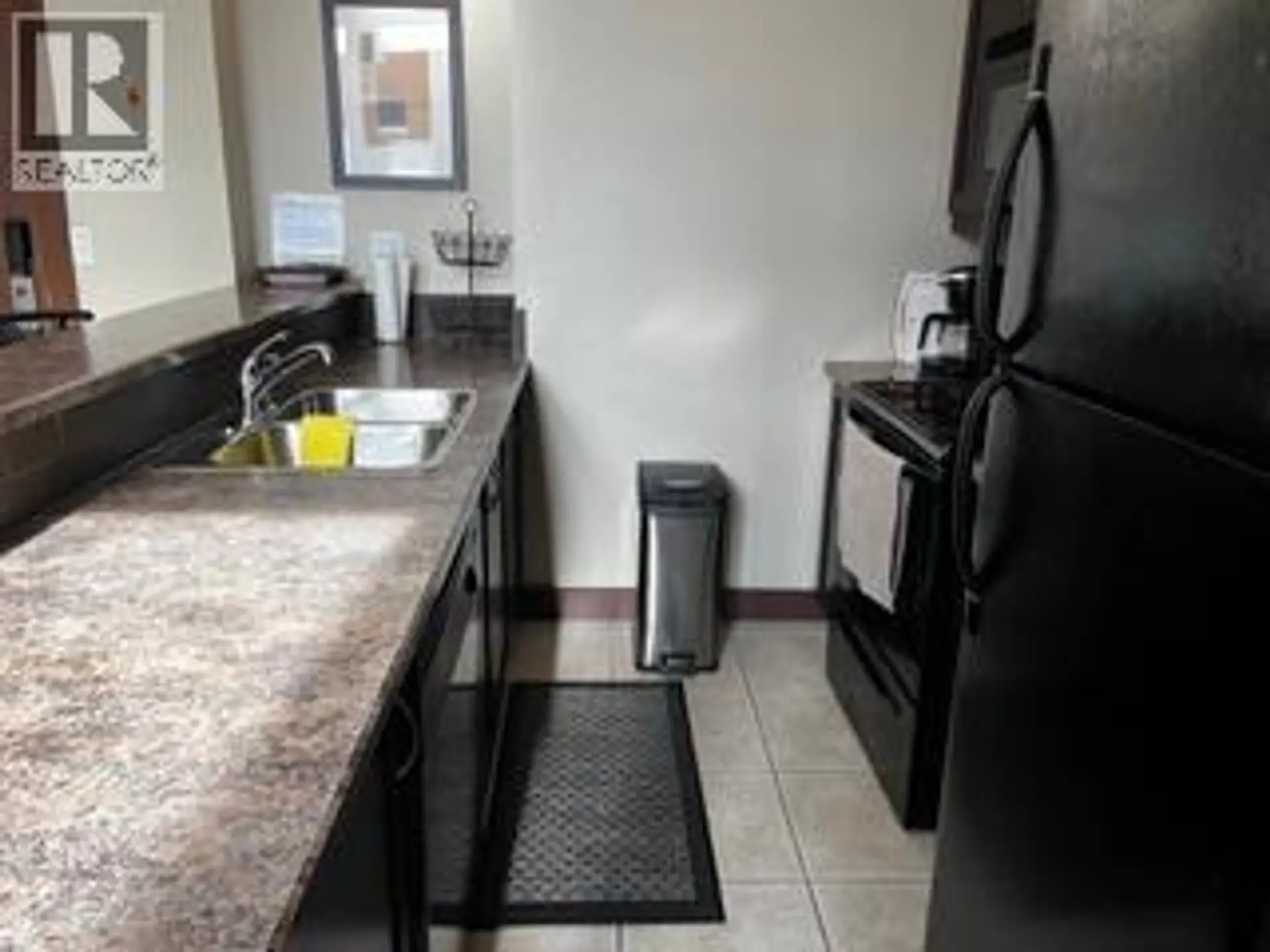 #425 1500 MCDONALD Avenue - Image 8