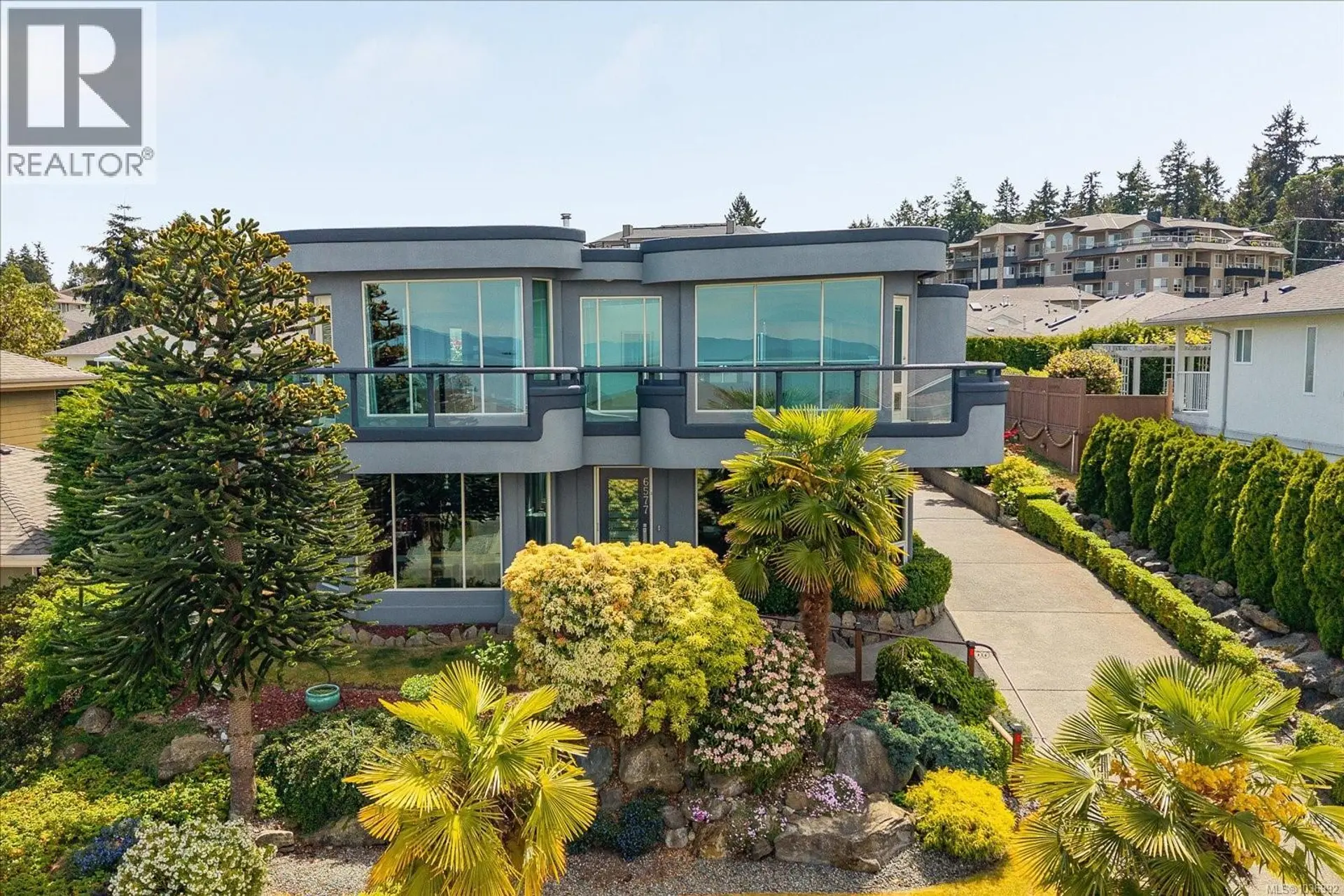 Property at 6577 Groveland Dr, Nanaimo, BC