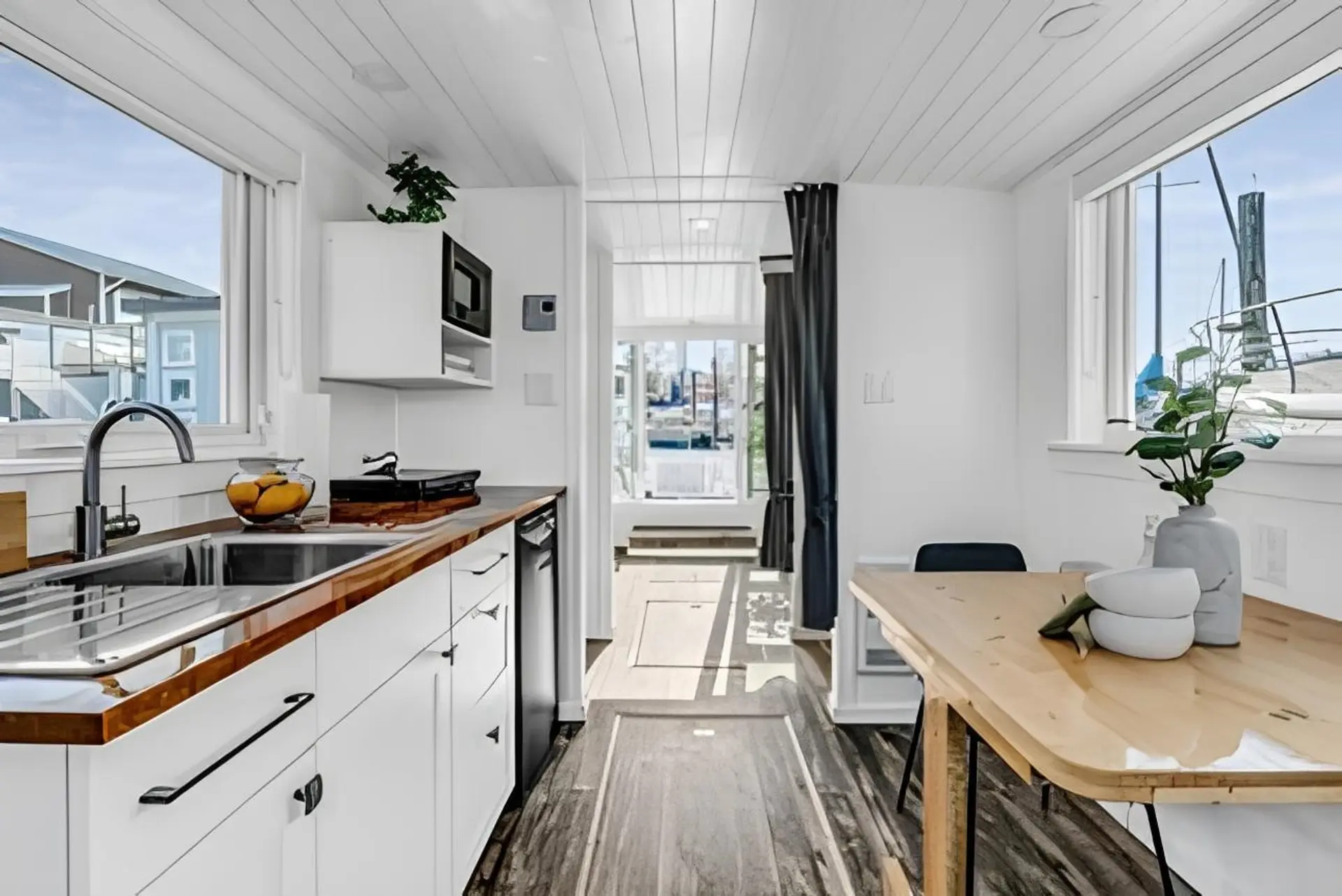 Property at #A07 415 W Esplanade, North Vancouver, BC