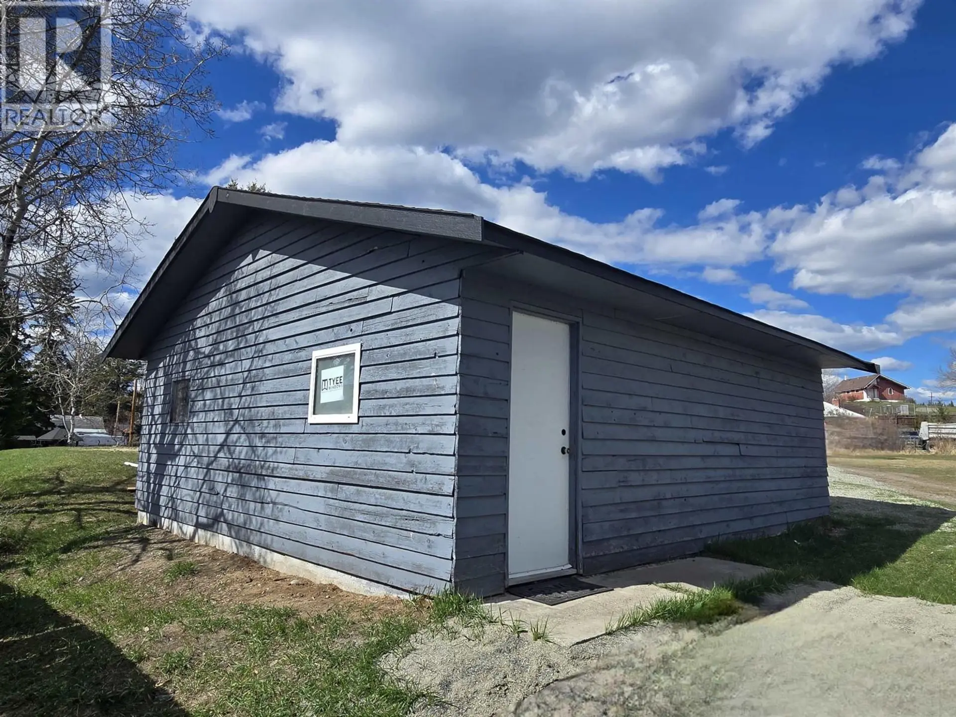 4836 CLARKE AVENUE - Image 3