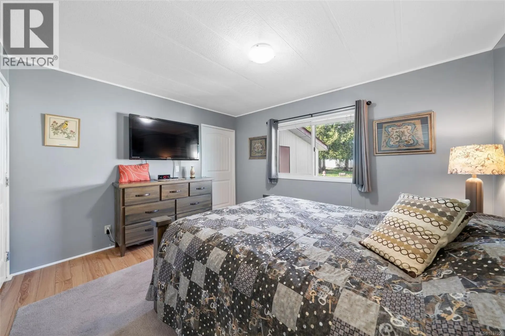 2129 Summergate Blvd - Image 13