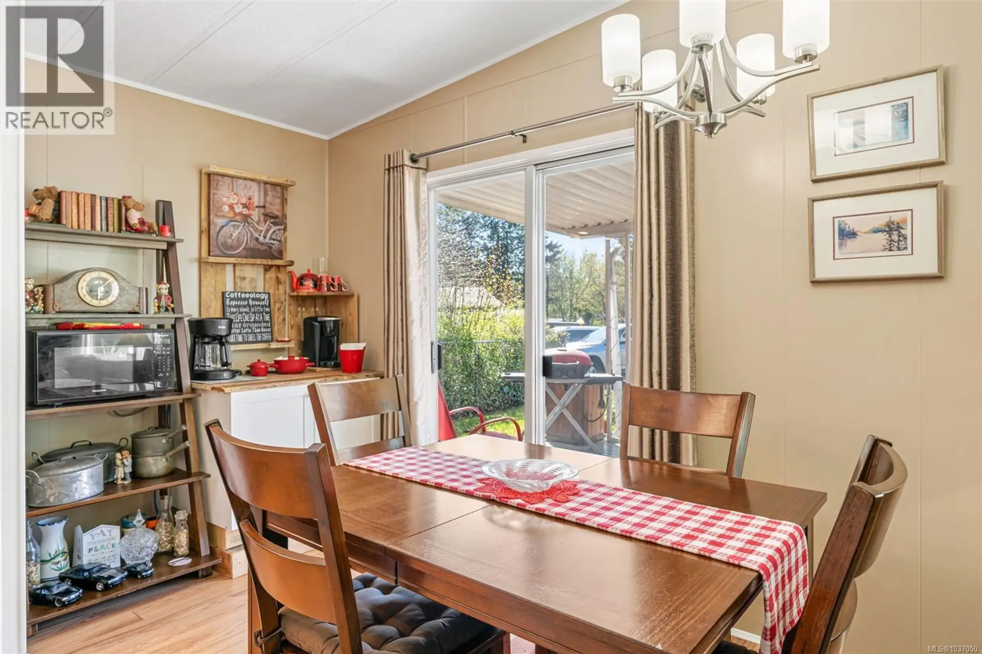 2129 Summergate Blvd - Image 6