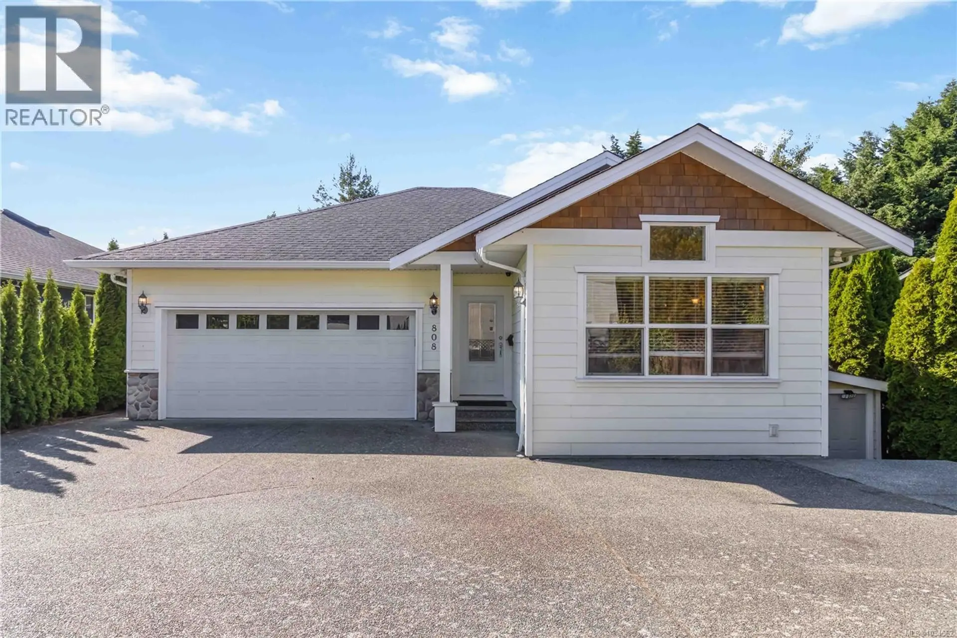 Property at 808 Jagdeep Pl, Saanich, BC
