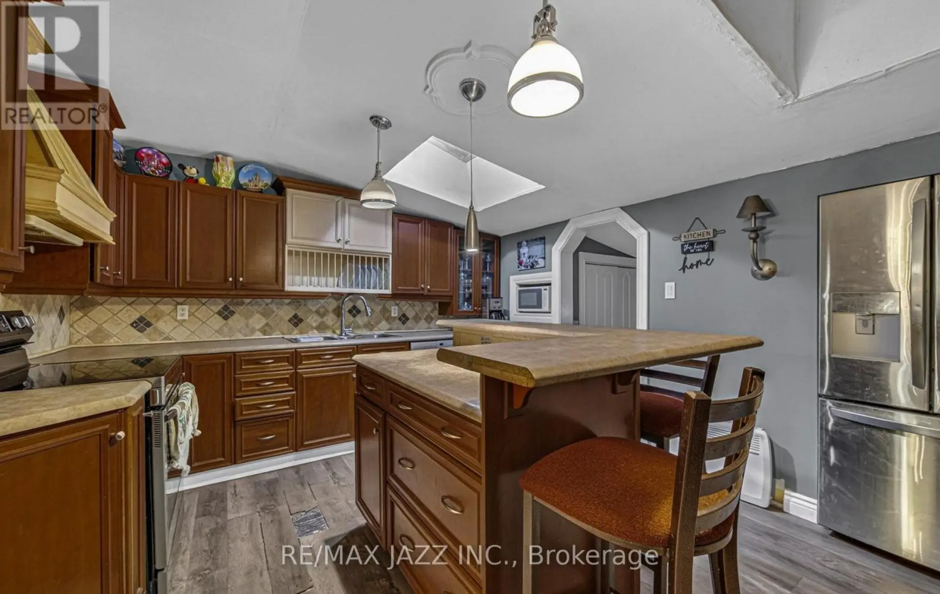 112 HOPE STREET N - Image 9