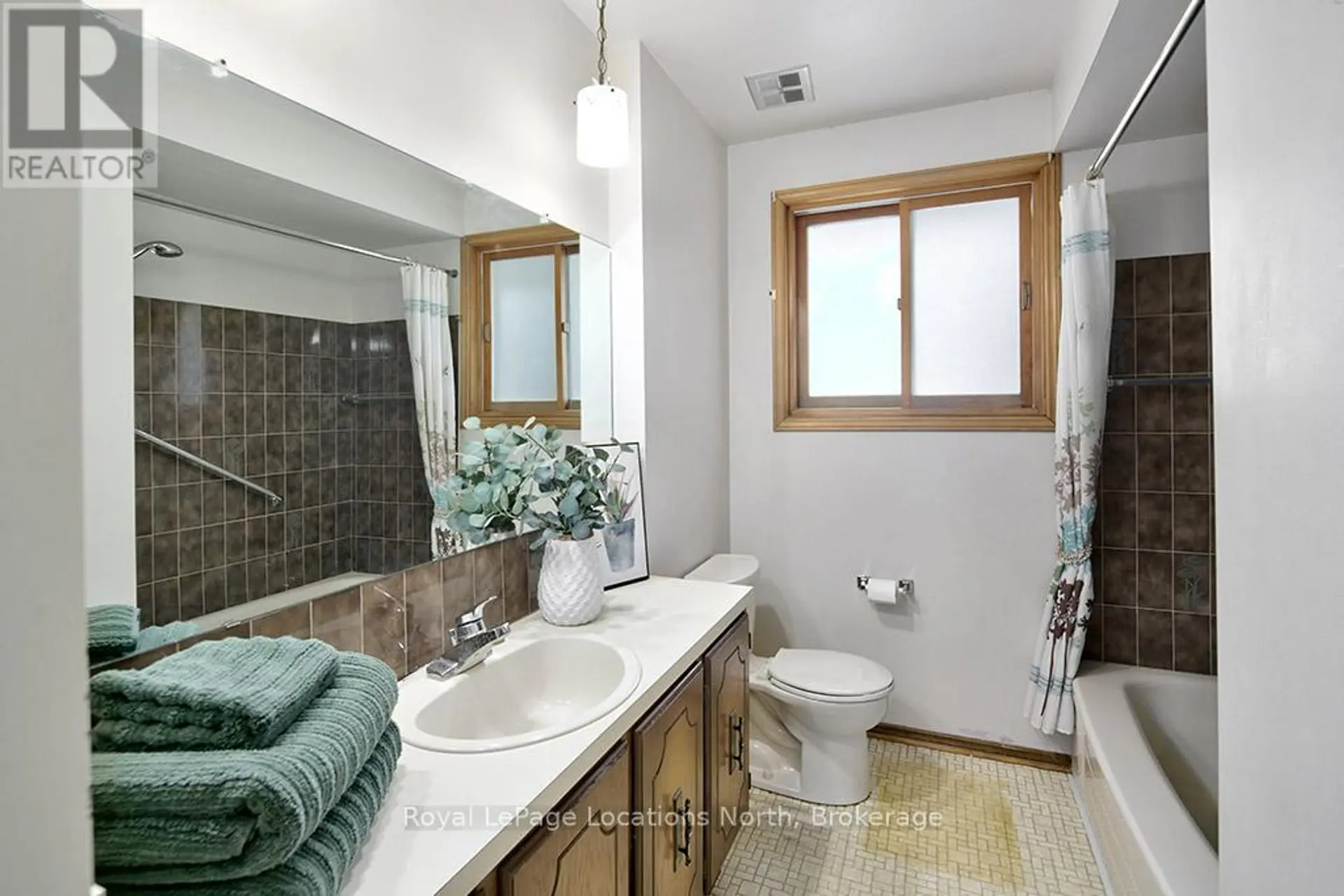 227 SUNSET BOULEVARD - Image 8