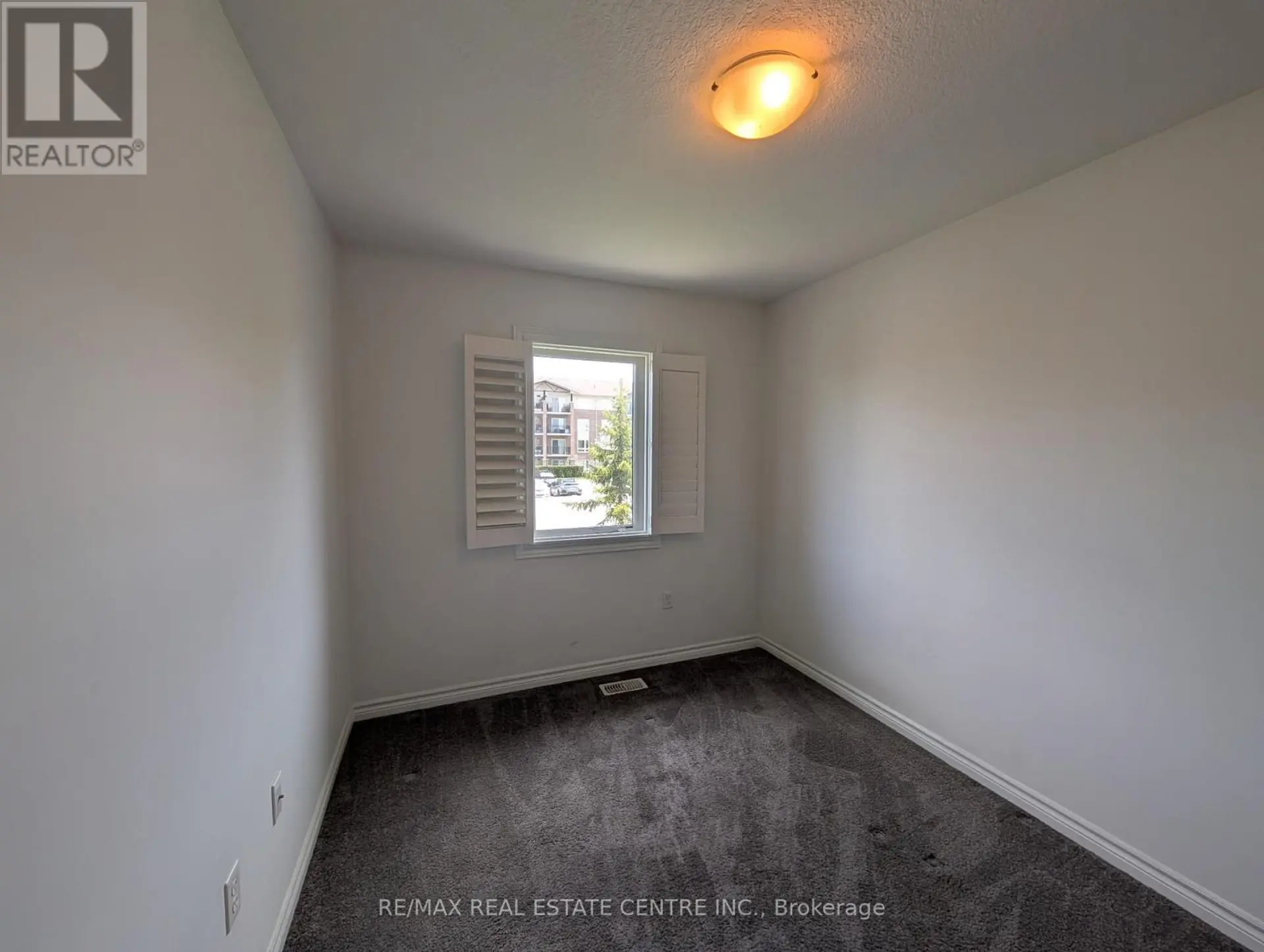 30 OLDFIELD DRIVE - Image 11