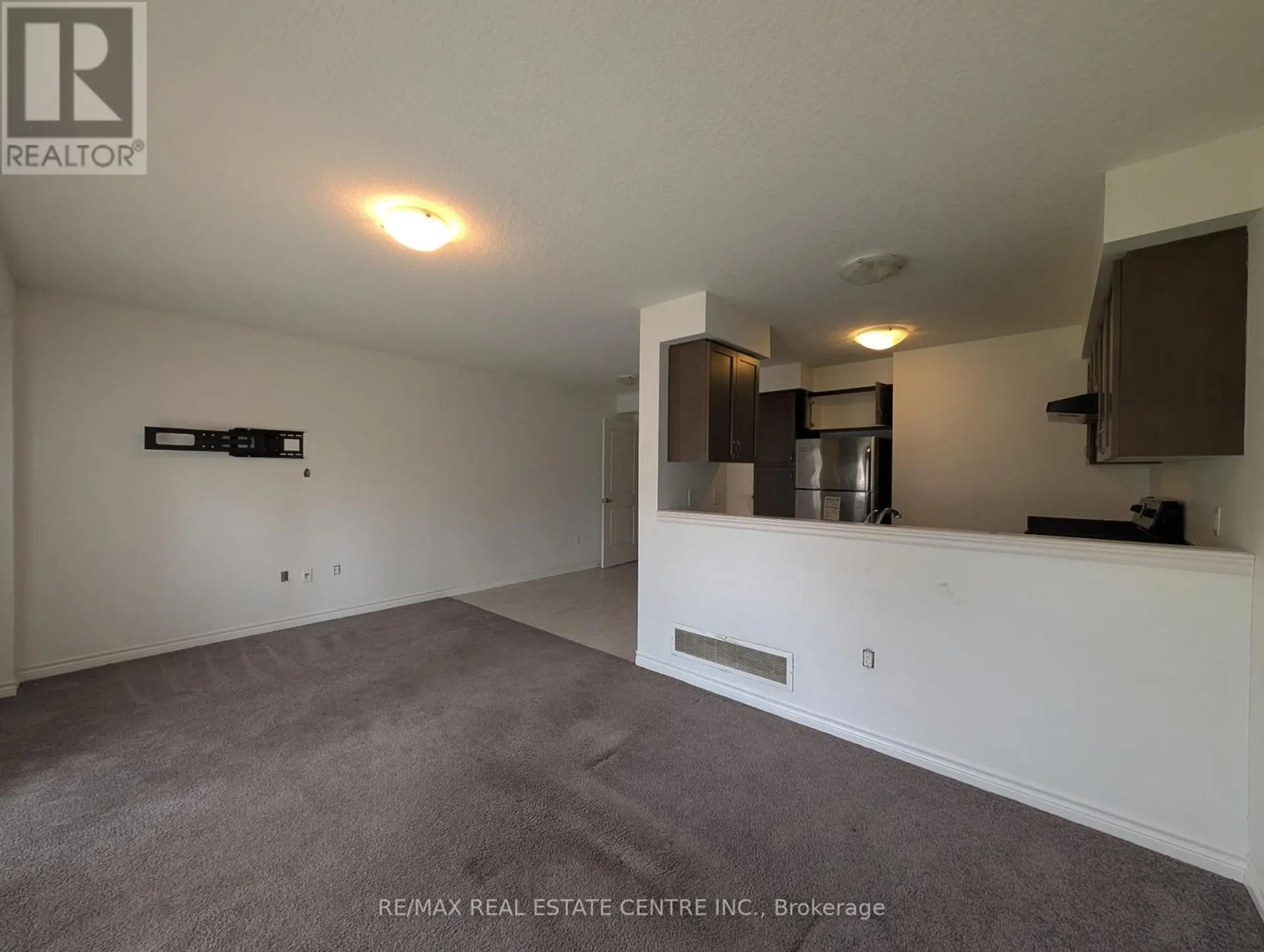 30 OLDFIELD DRIVE - Image 4