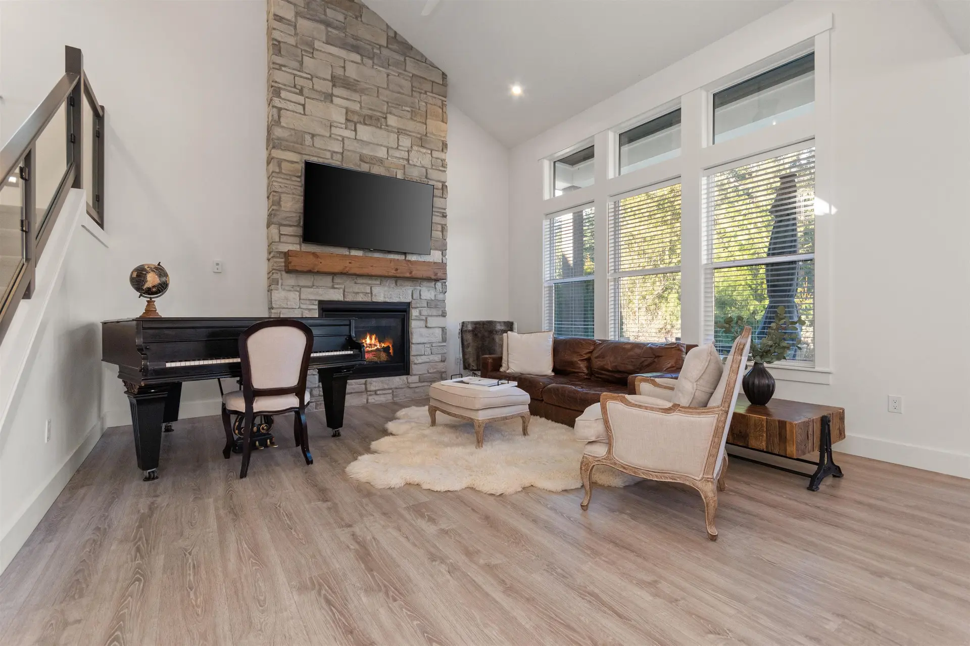 #12 1885 Columbia Valley Road - Image 4