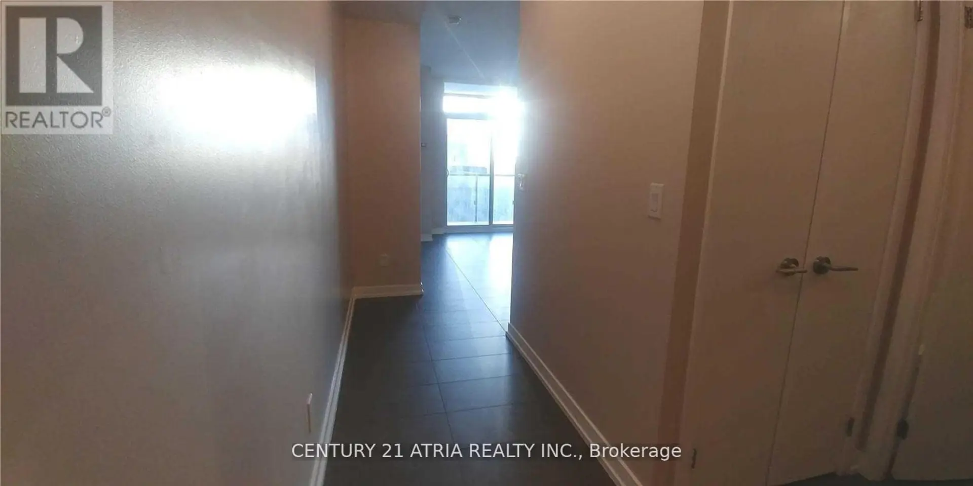 #806 170 FORT YORK BOULEVARD - Image 2