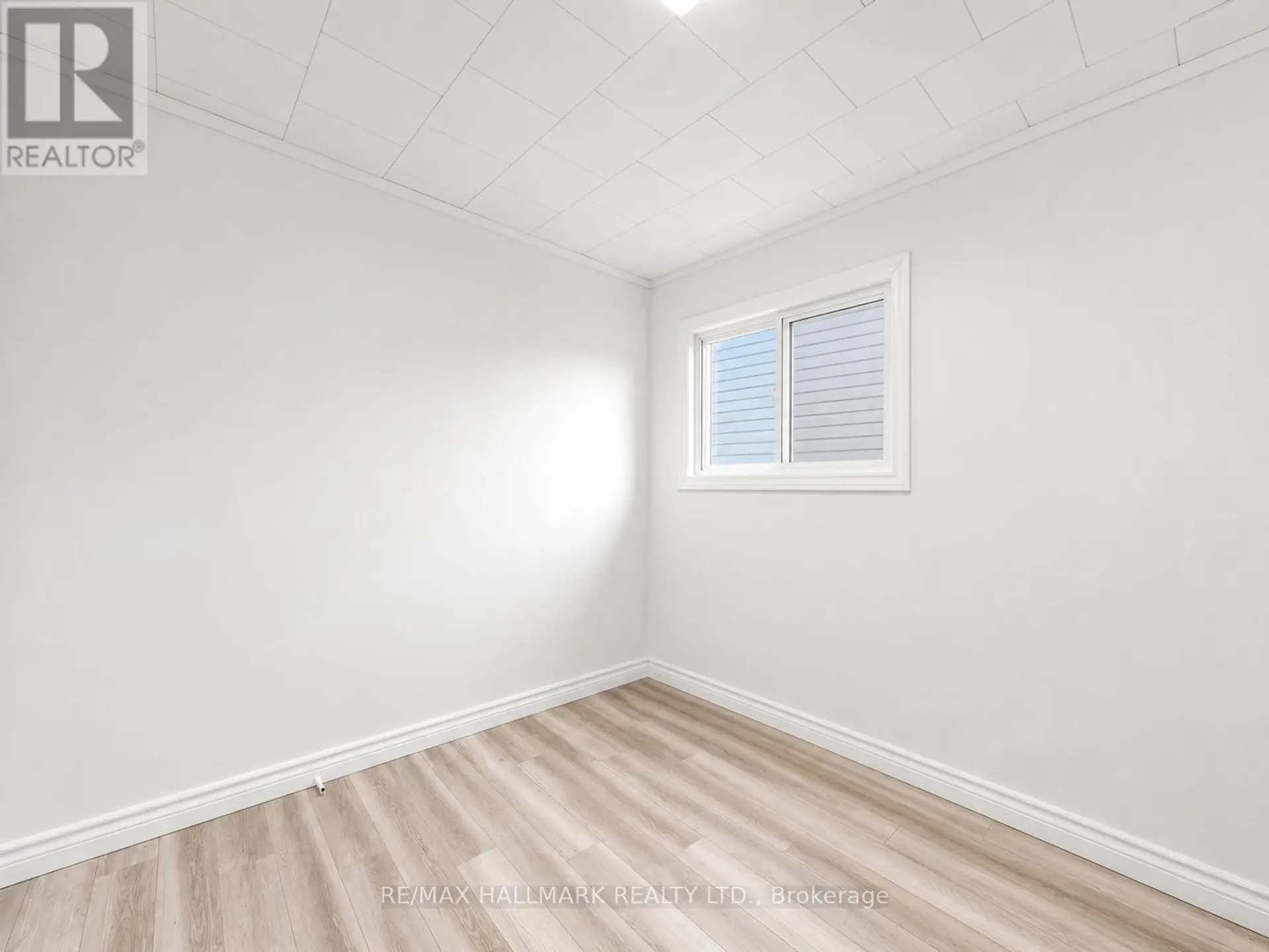 1053 ELM ROAD - Image 4