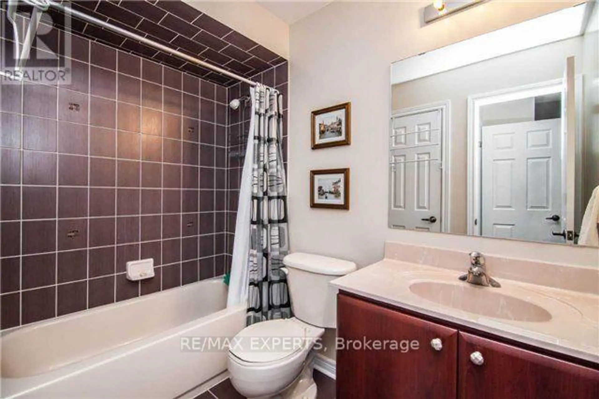 12 TERME AVENUE - Image 16