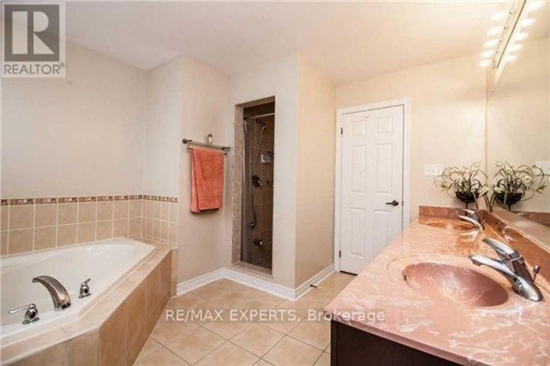 12 TERME AVENUE - Image 12