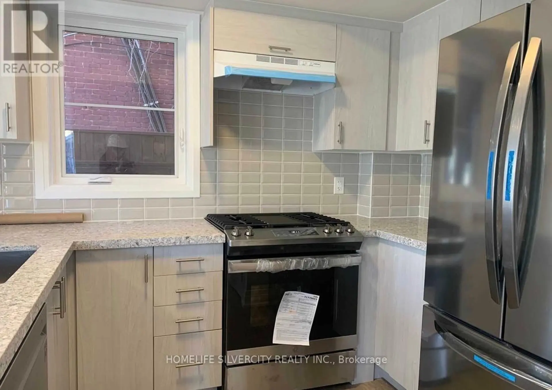 #1 35 SOMERS AVENUE - Image 7