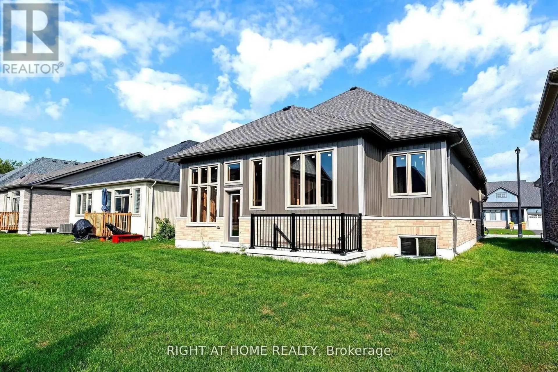 245 WILCOX DRIVE - Image 11
