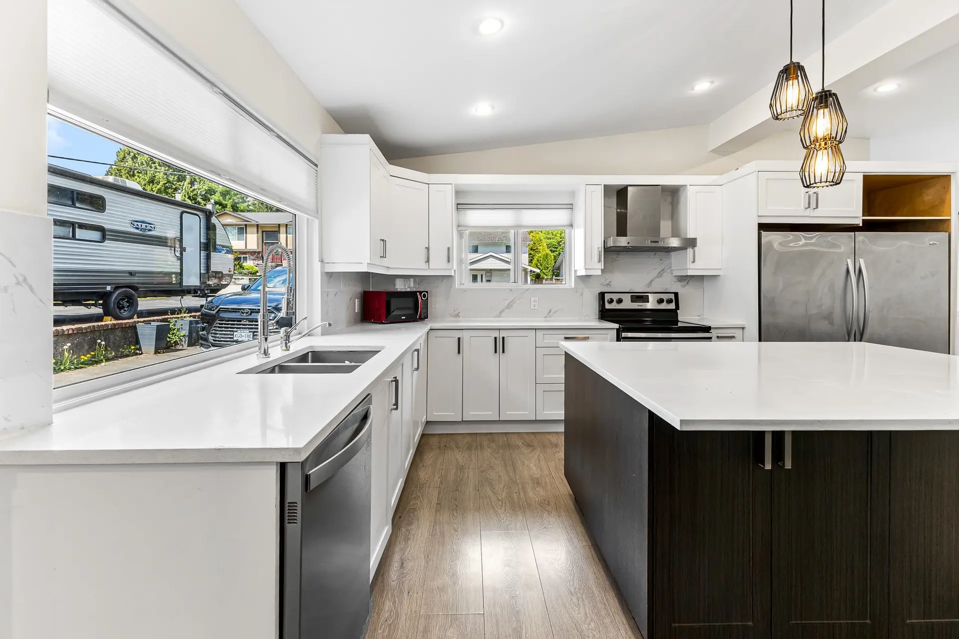 1818 Chalmers Avenue - Image 2