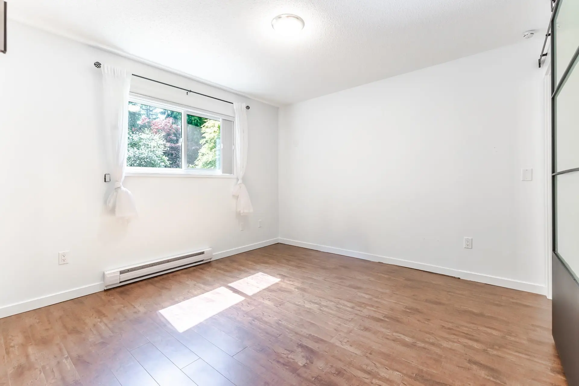 1818 Chalmers Avenue - Image 7