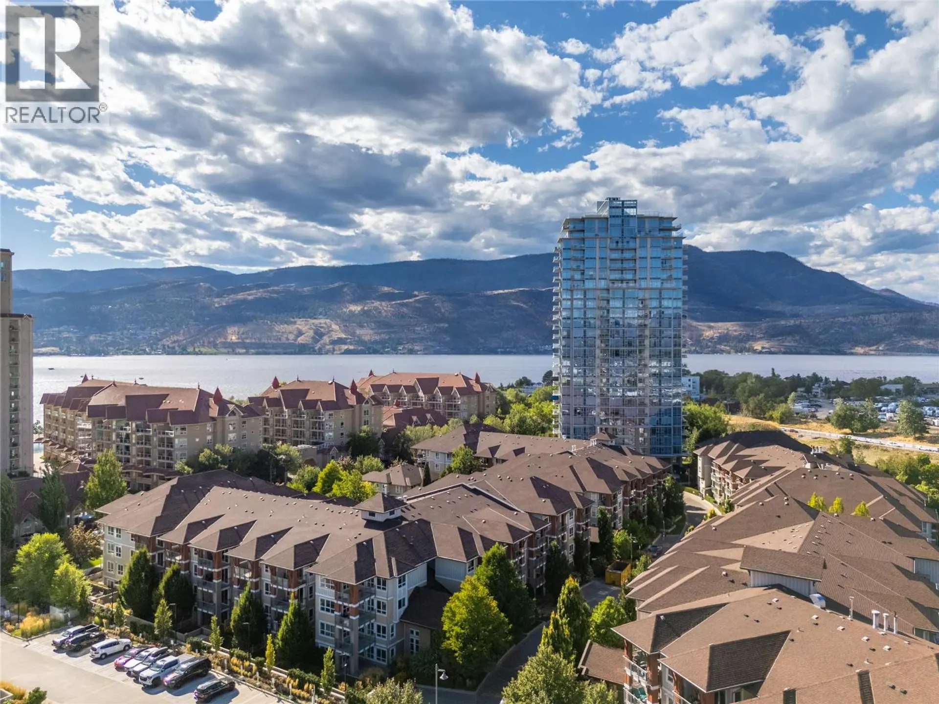 Property at #1904 1075 Sunset Drive, Kelowna, BC