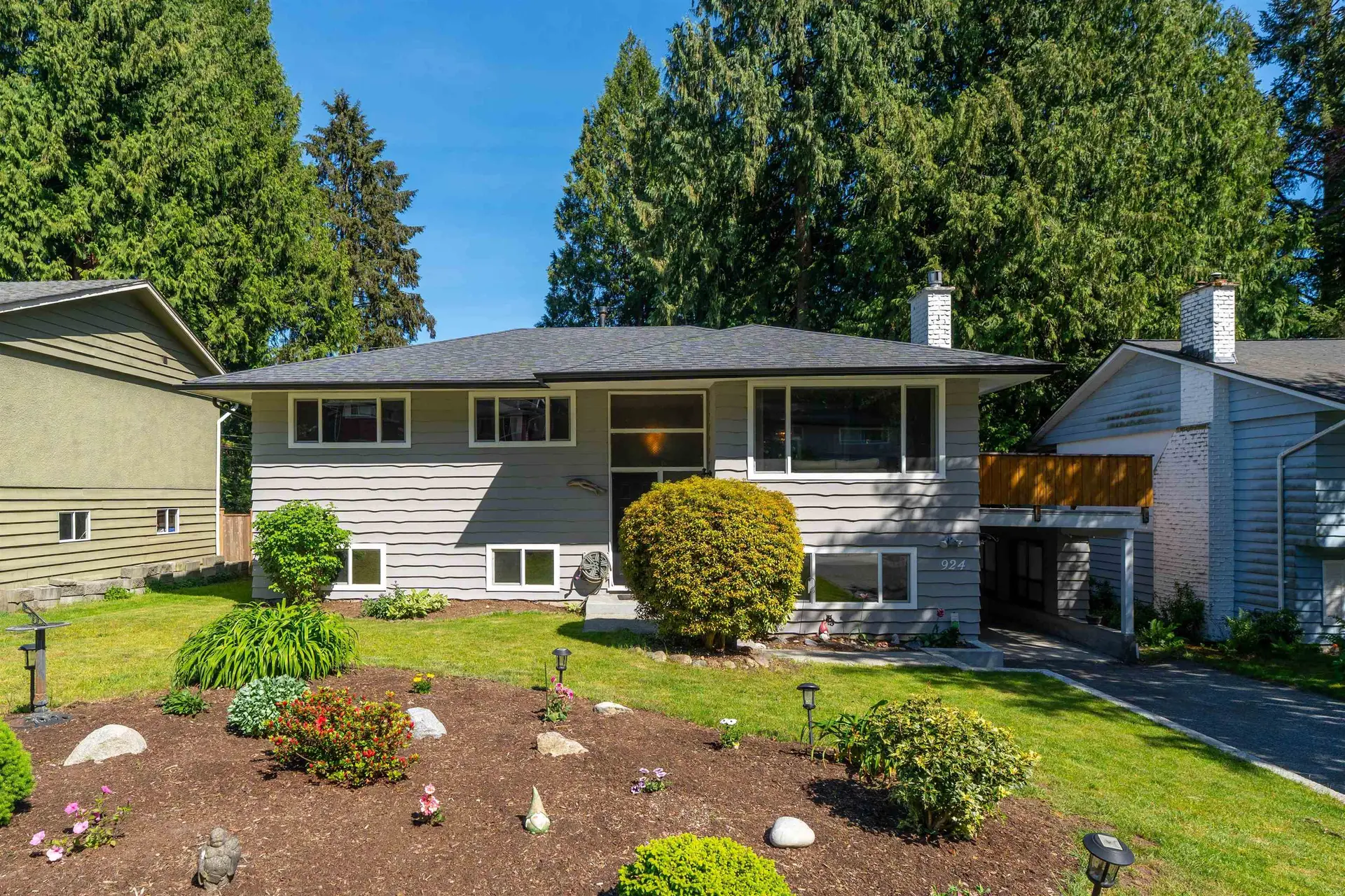 Property at 924 Garrow Drive, Port Moody, BC