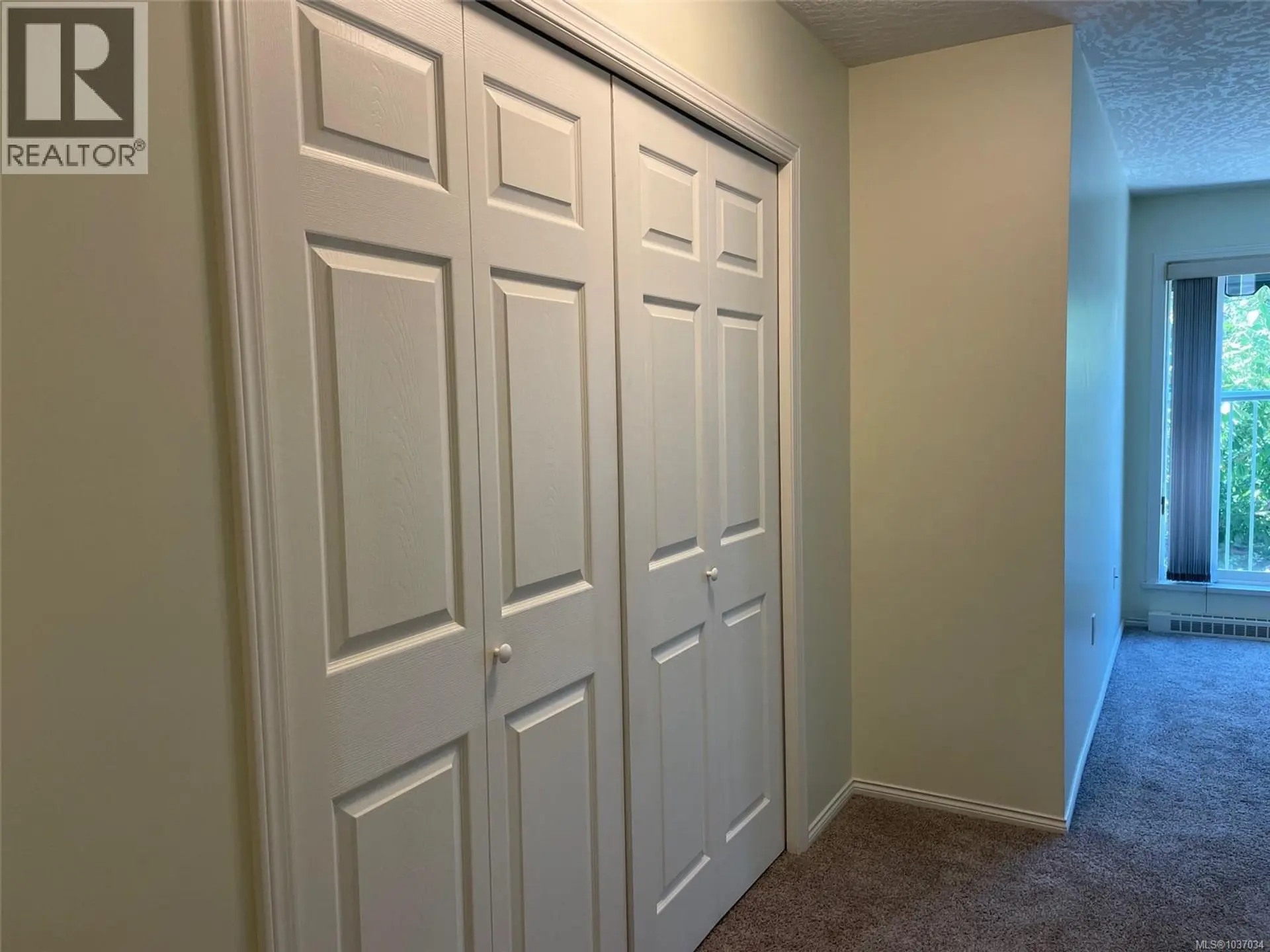 #206 1070 Southgate St - Image 15
