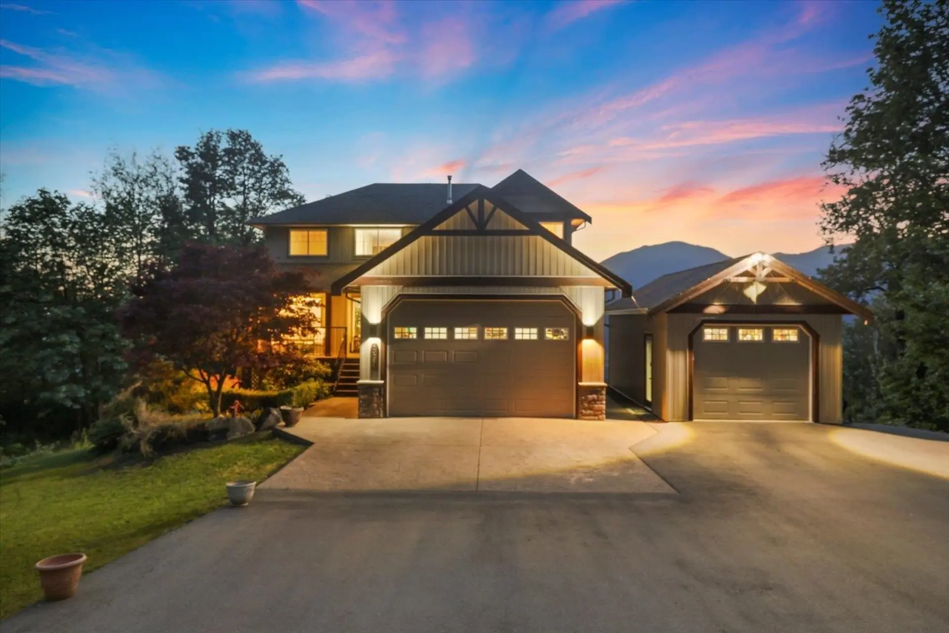 Property at 43251 Salmonberry Drive, Chilliwack, BC