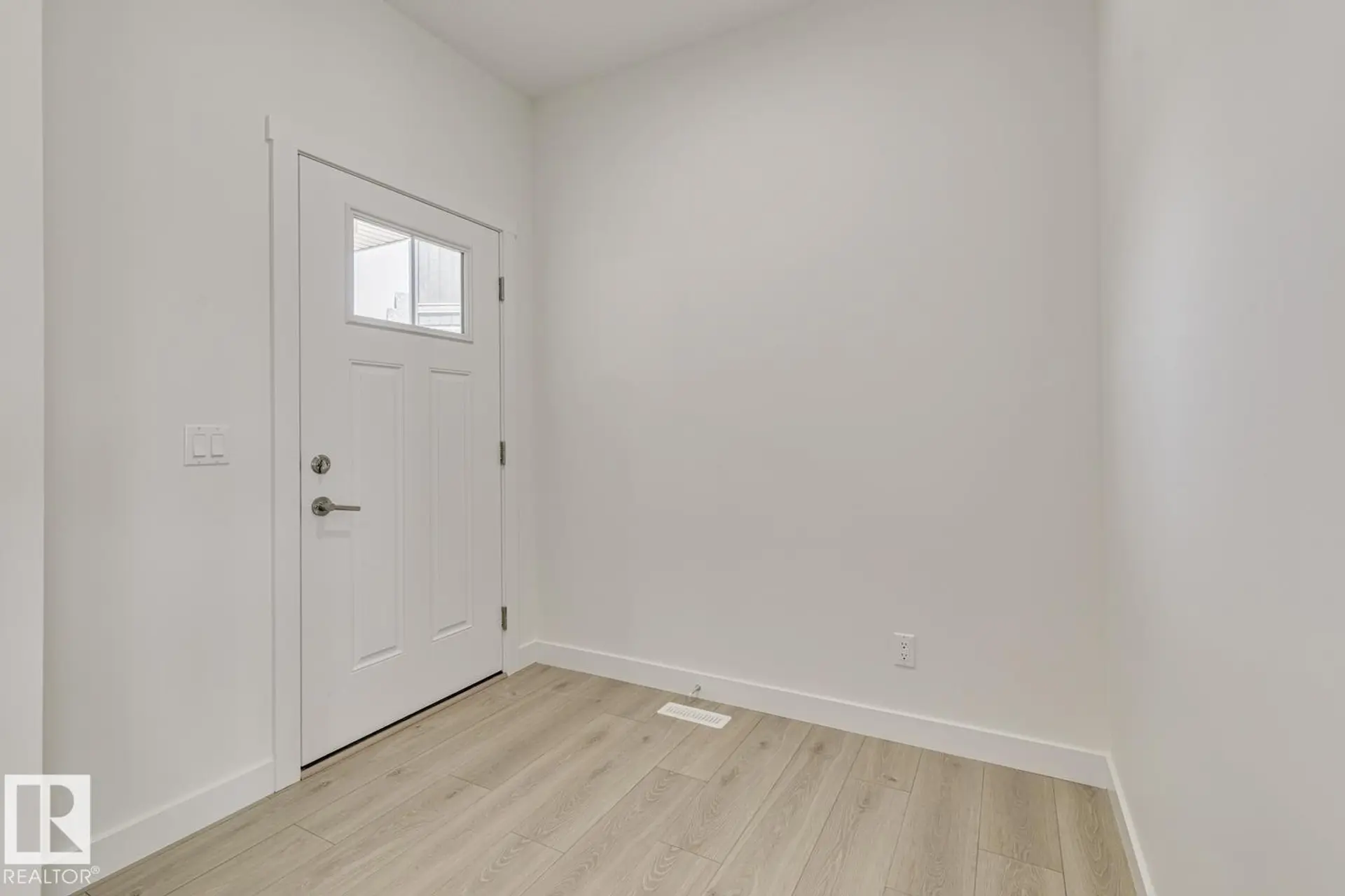 5025 Cawsey LI SW - Image 4