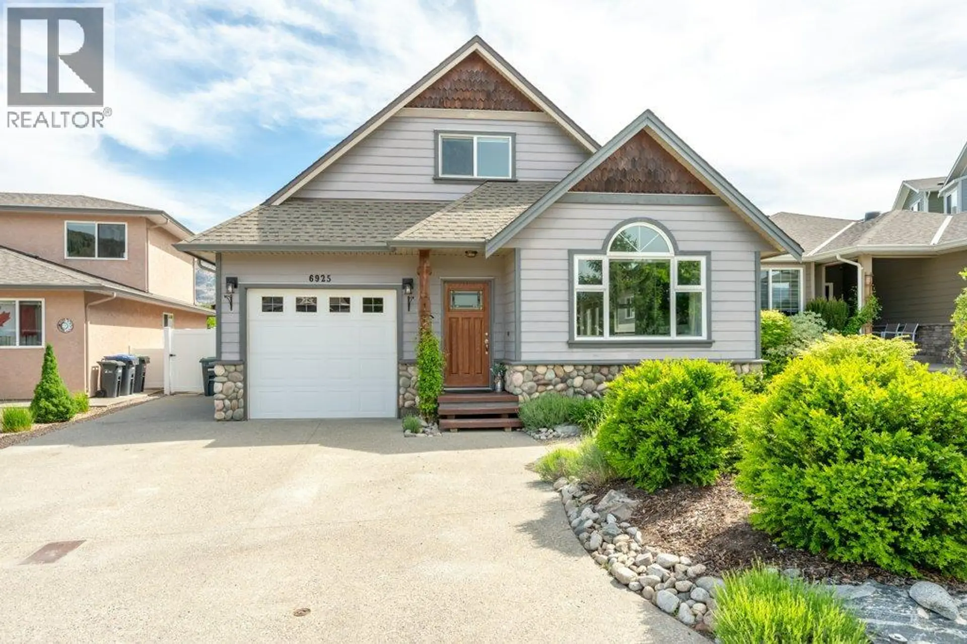 Property at 6925 CHARDONNAY Place, Oliver, BC