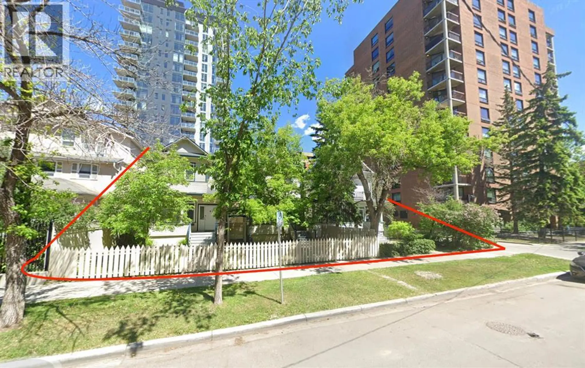 1318 15 Avenue SW - Image 9