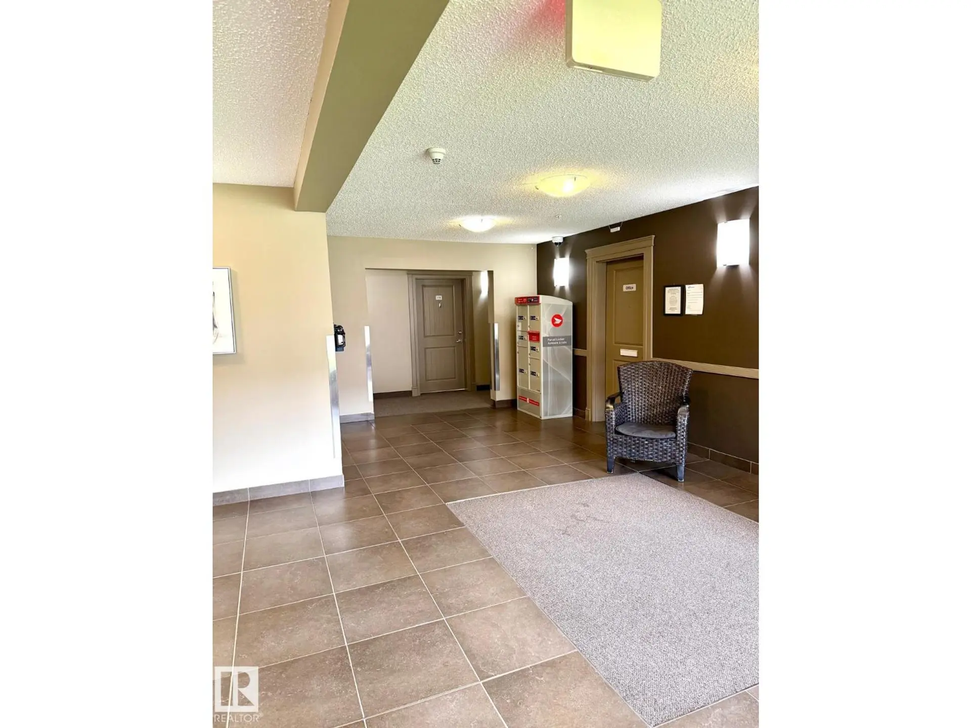 #412 13908 136 ST NW - Image 4