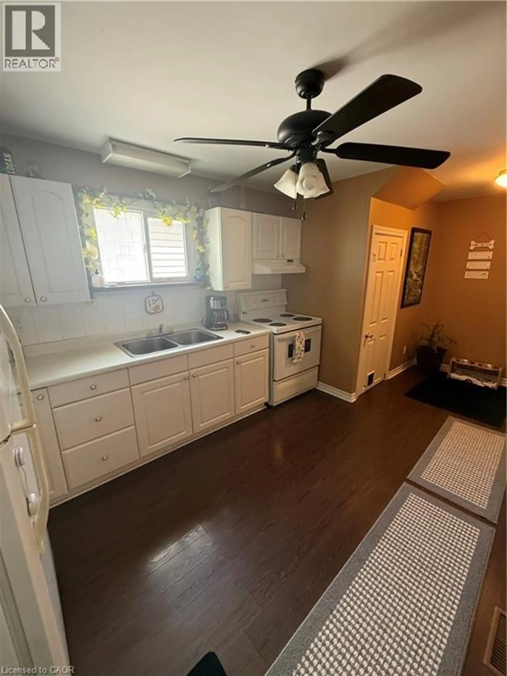 29 RODMAN Street - Image 11