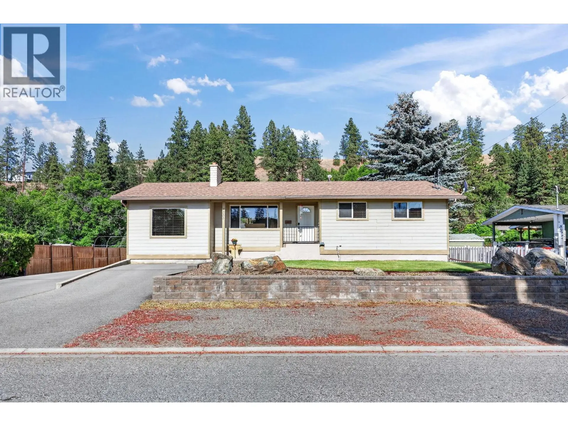 Property at 1355 Pasadena Road, Kelowna, BC