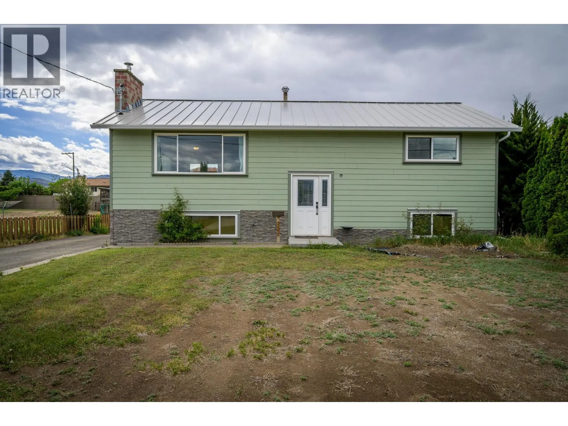 Property at 828 MCBRIDE Street, Kamloops, BC